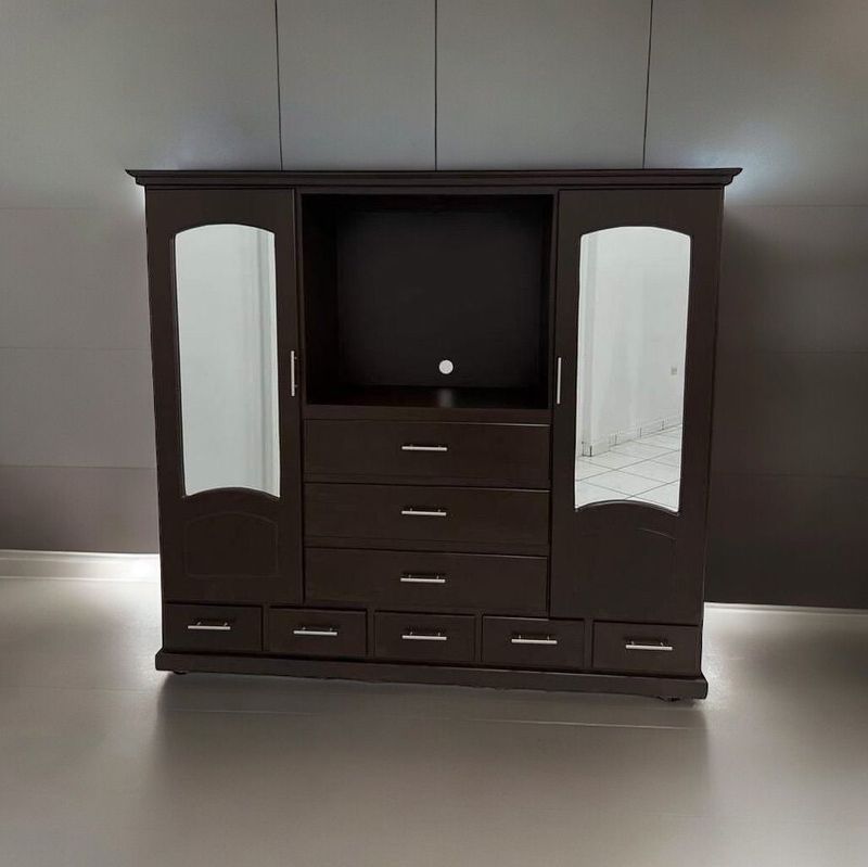 Closet 80 TV