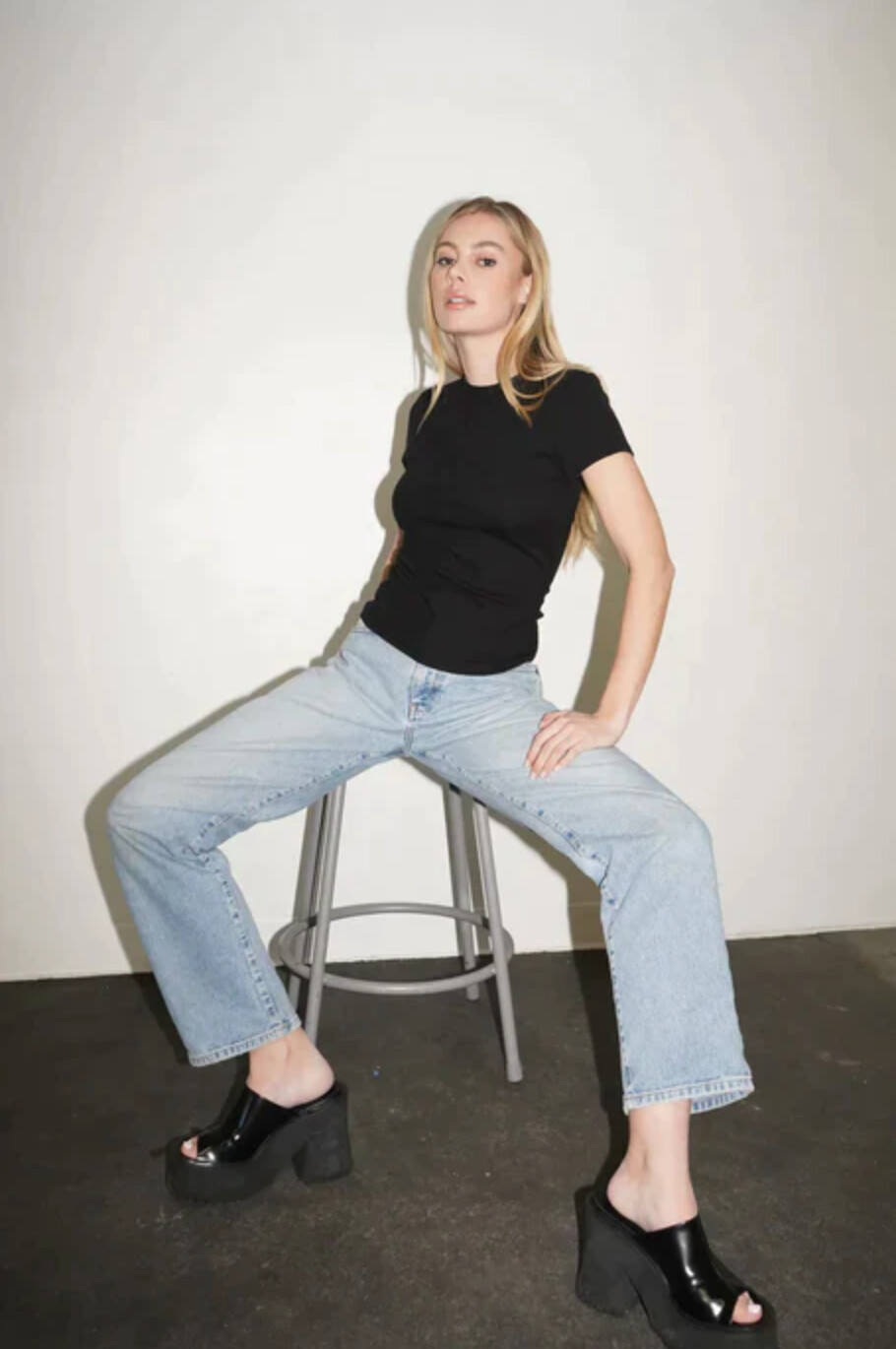 LNA Short Sleeve Dalston Tee in Black