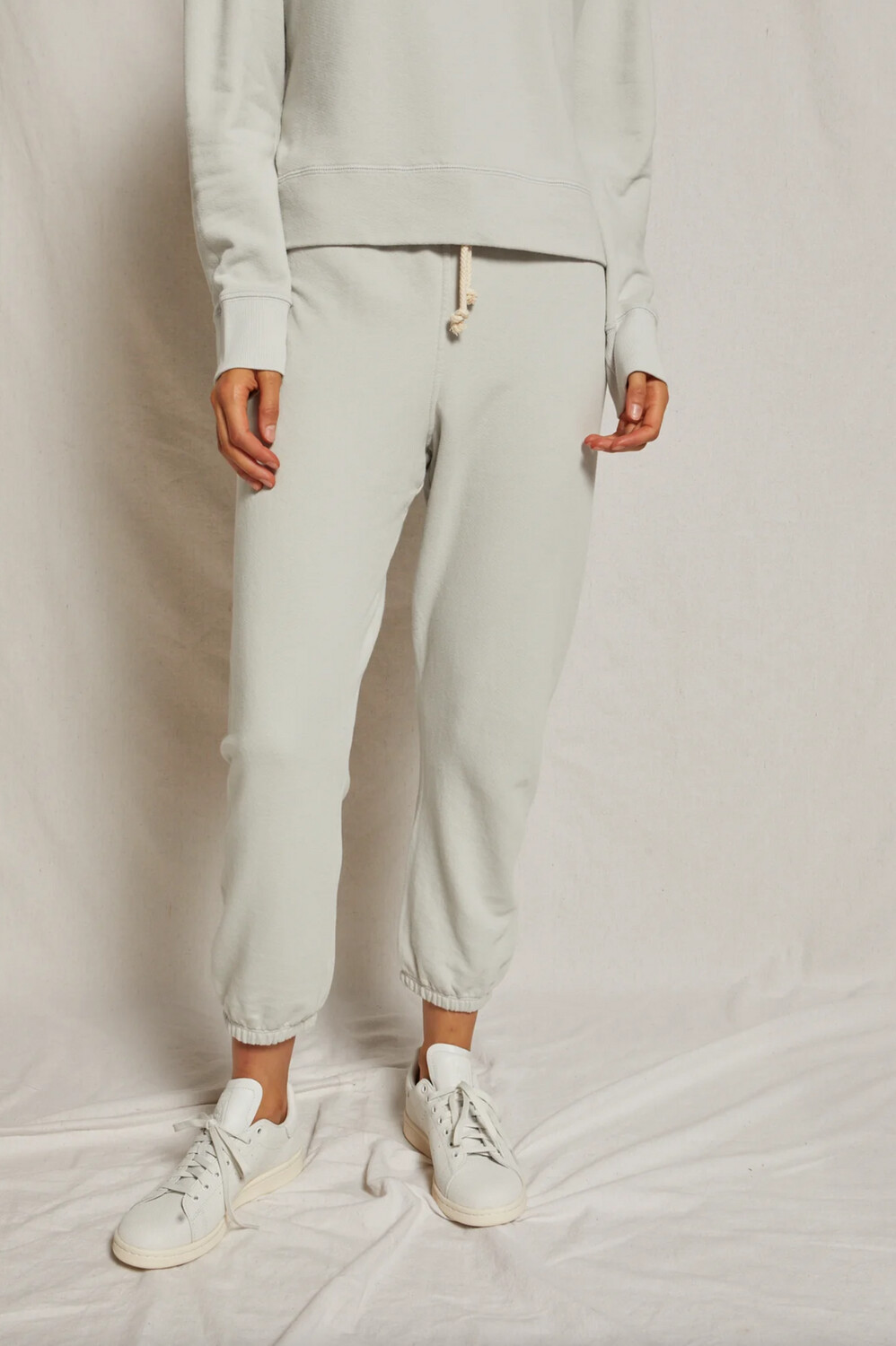 Perfect White Tee Johnny Terry Sweatpant