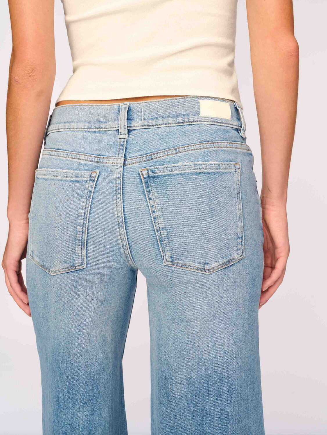 DL1961 Hepburn Wide Leg Low Rise Jean in Ravello