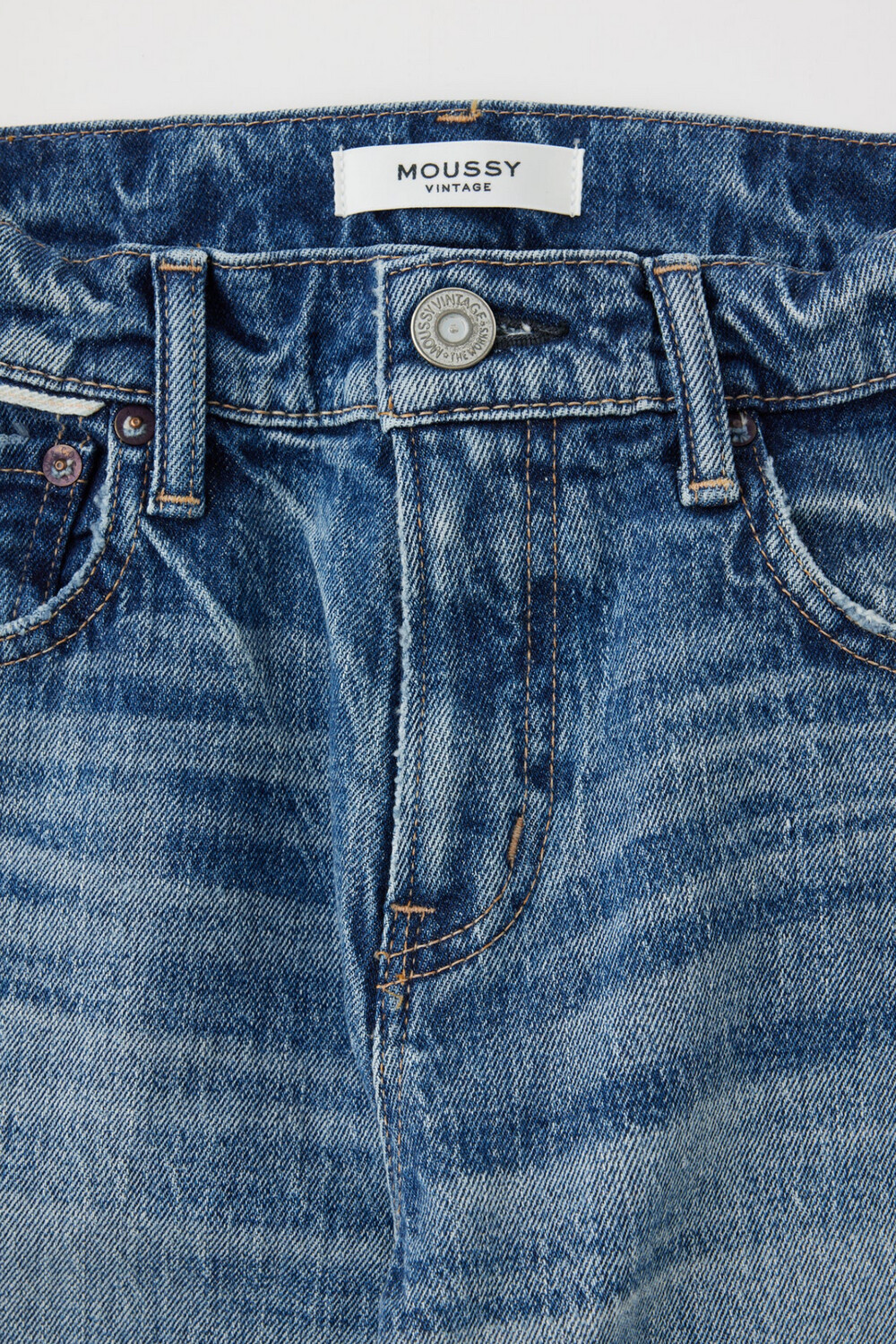 Moussy Mallard Slim Straight Jean in Dark Blue Wash