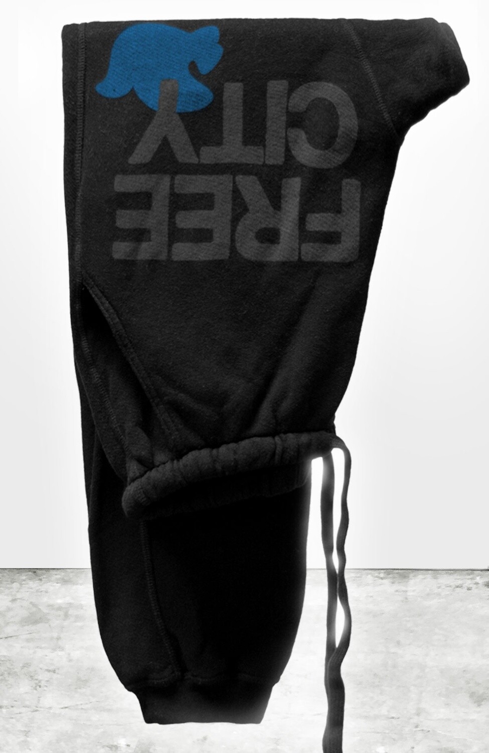 Free City Superfluff Pocket Lux Sweatpant in Super Black, Color: Super Black, Size: XS