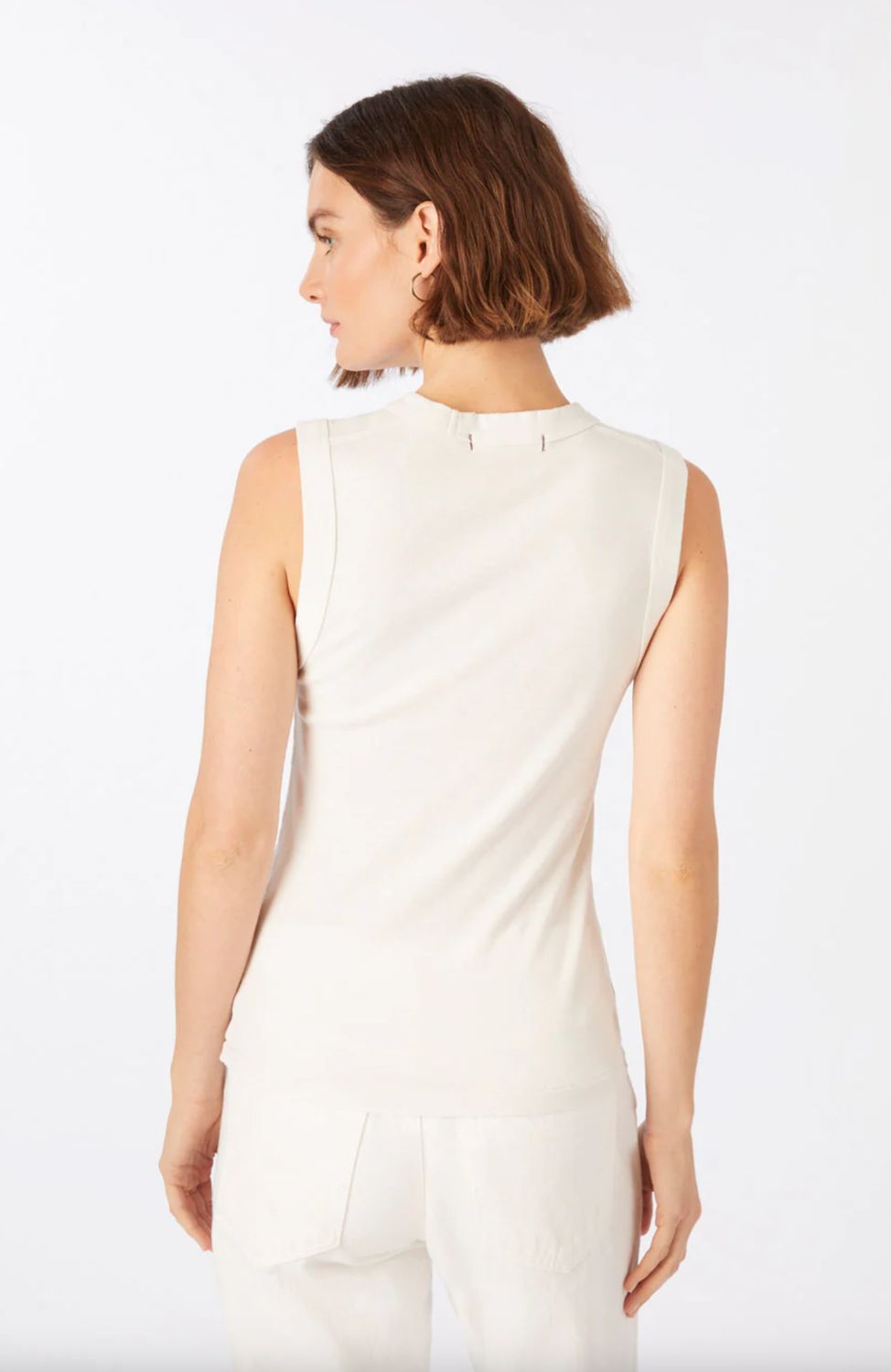 AMO Penny Muscle Tee in Eggshell