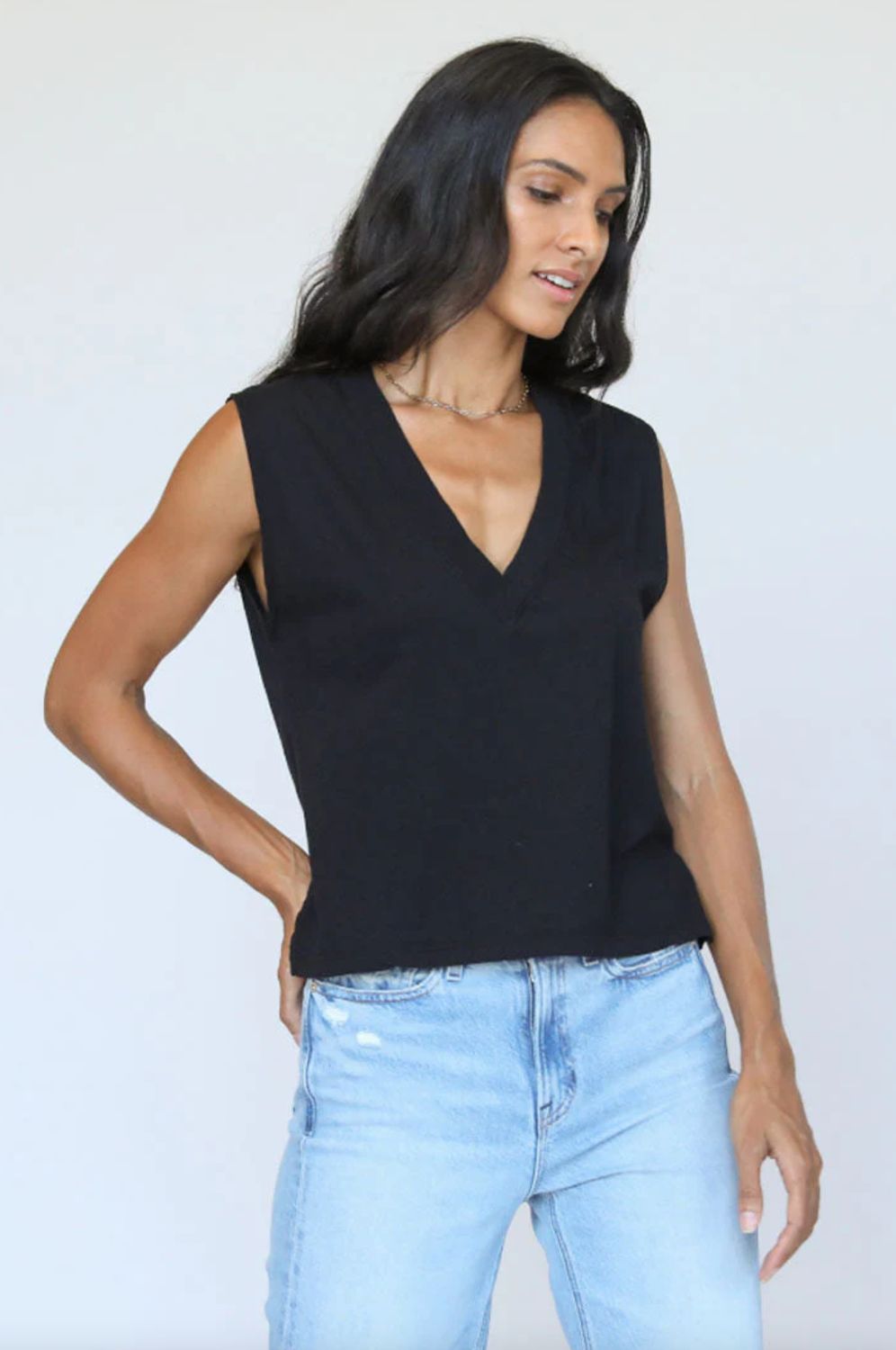Perfect White Tee Margot Tee, Color: True Black, Size: L