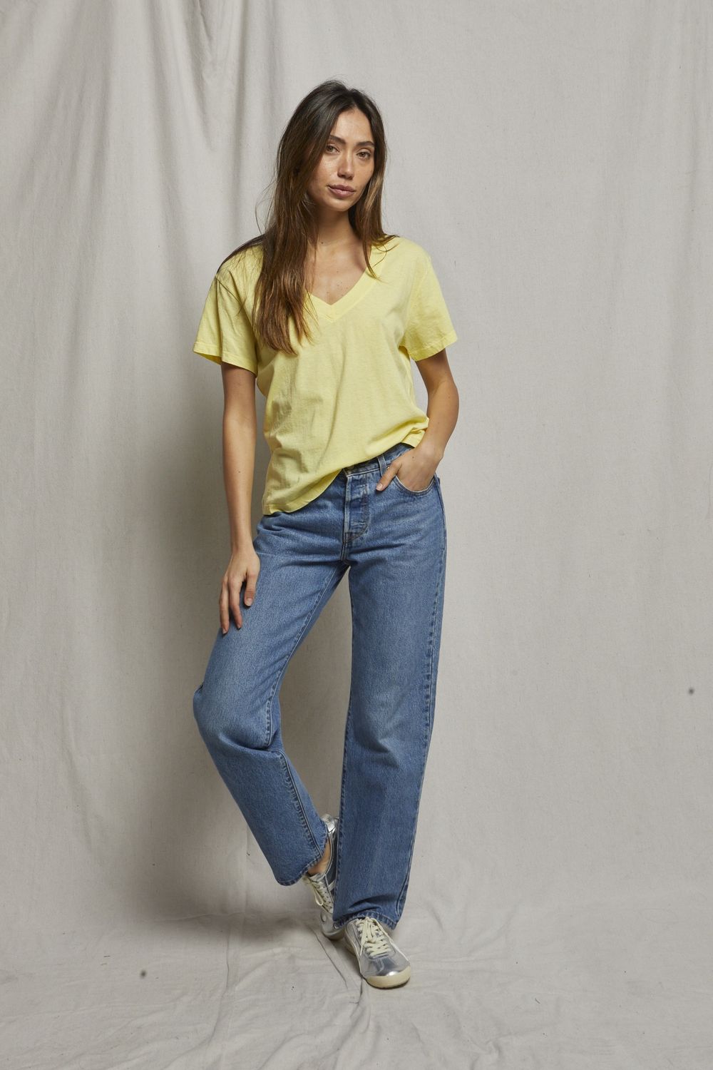Perfect White Tee Hendrix in Lemonade