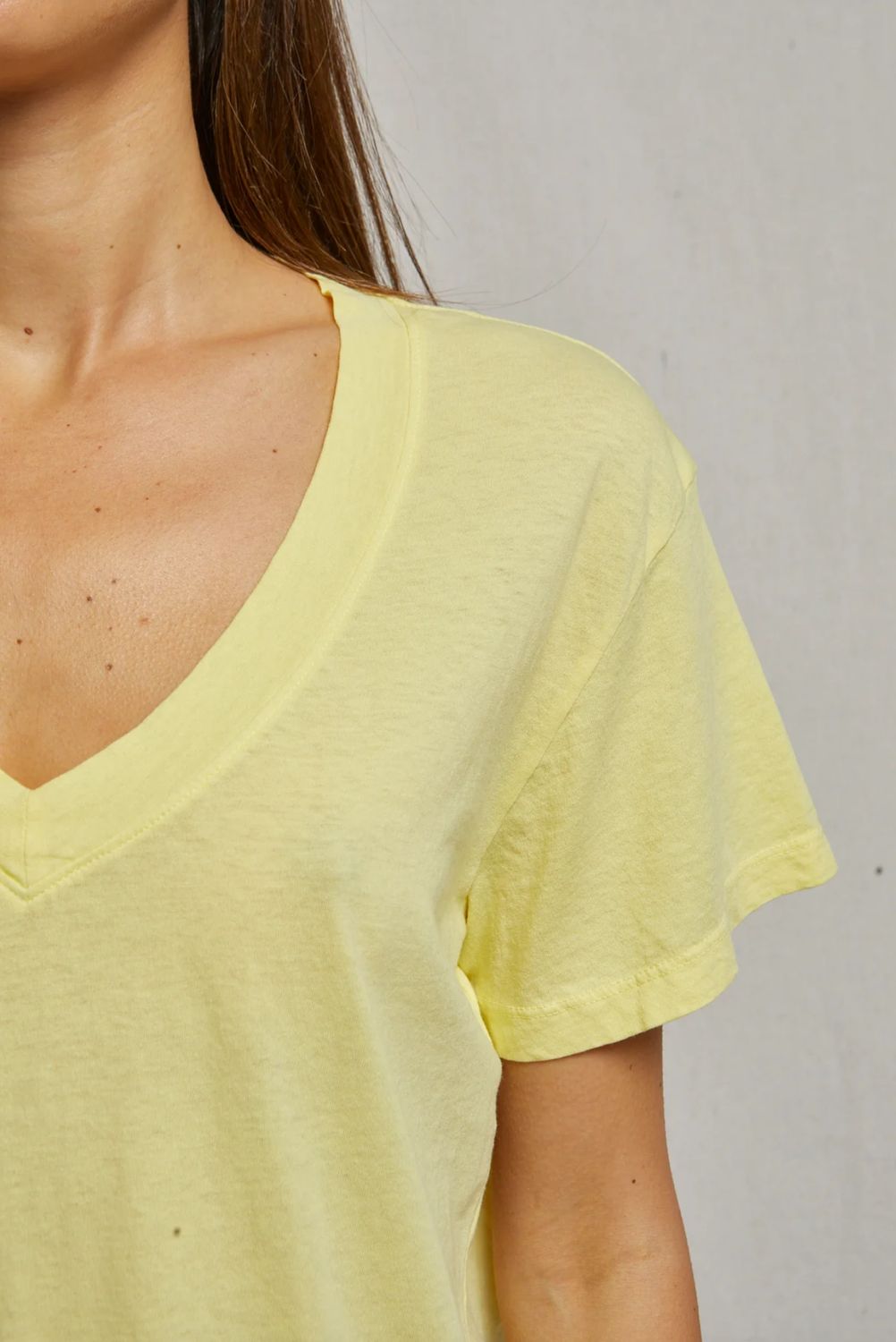 Perfect White Tee Hendrix in Lemonade