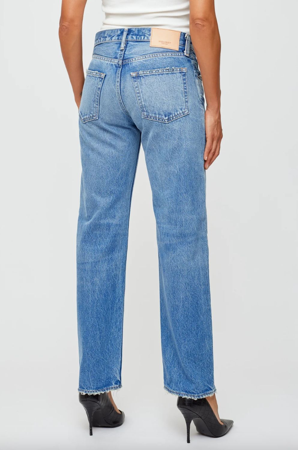 Moussy Cheval Straight Low Jean in Light Blue