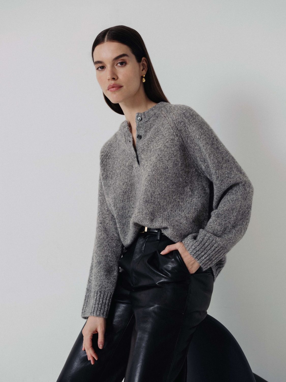 W. Cashmere Iris Crewneck Pullover in Billow