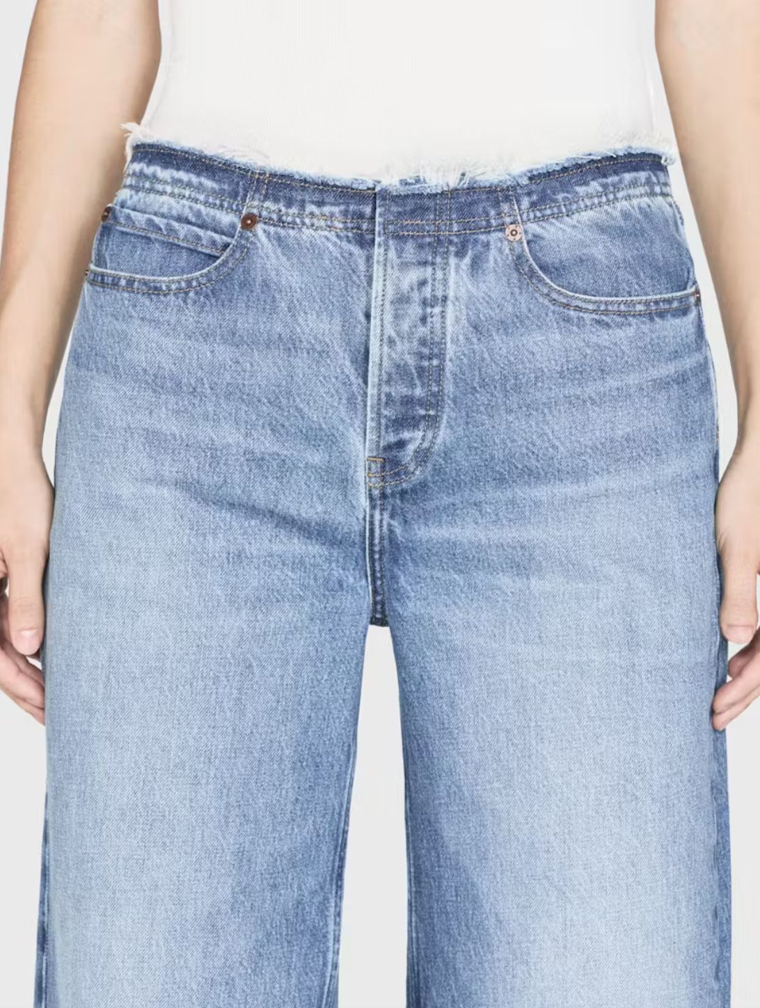 Frame Le Low Baggy Wide Leg Cut Off Jean in Crosbie