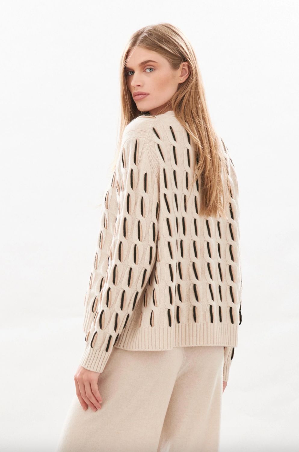 Jumper Aran Cardi in Biscuit