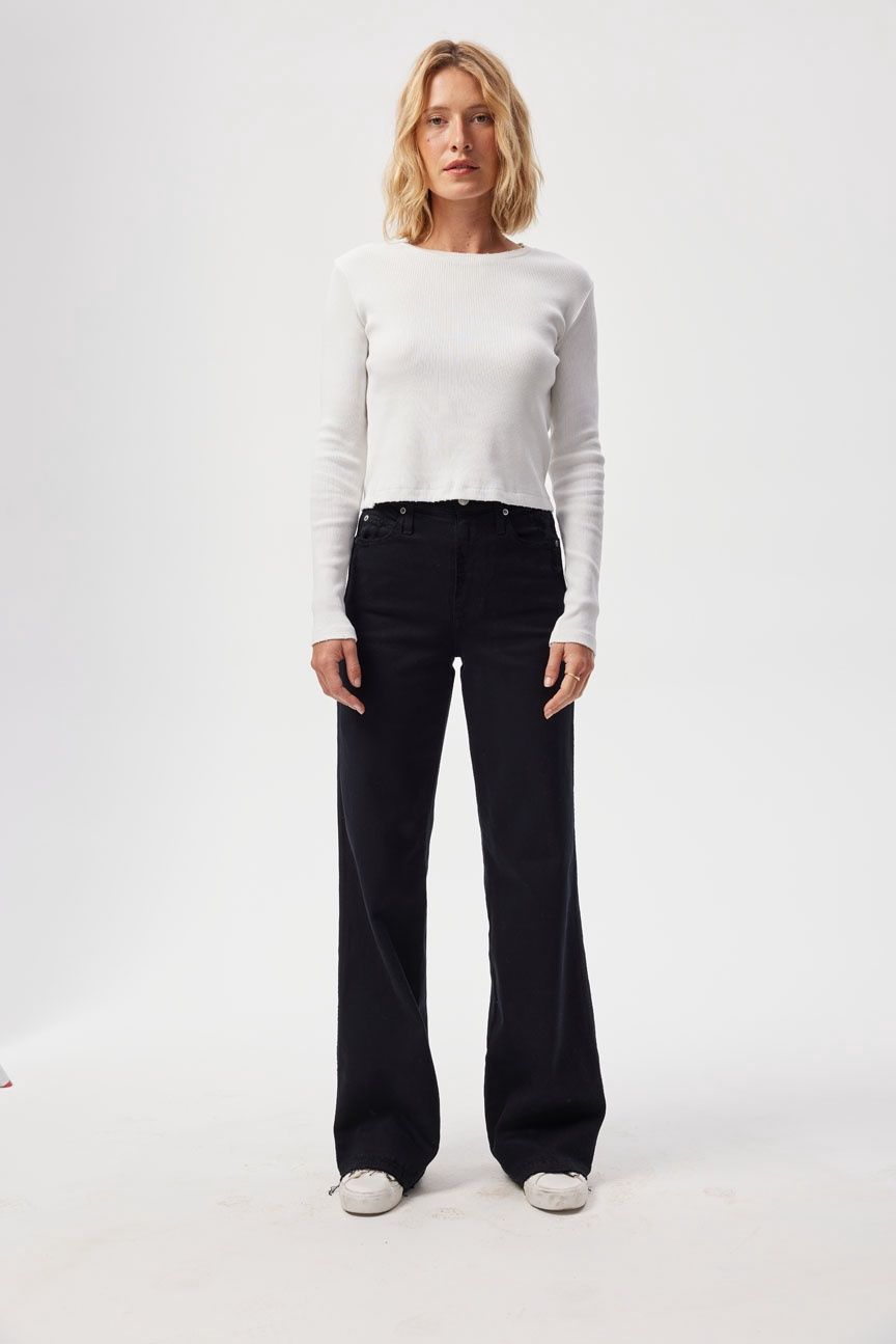 AMO Frida Jean in Black Oak