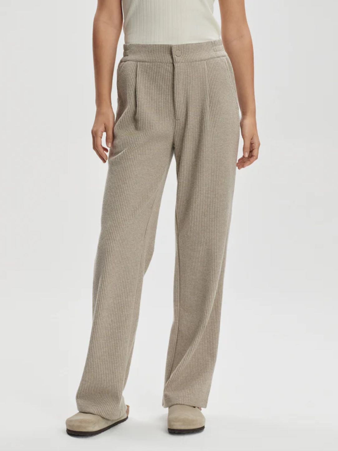 Varley Aberdeen Straight Leg Pant 29&quot; in Taupe Marl