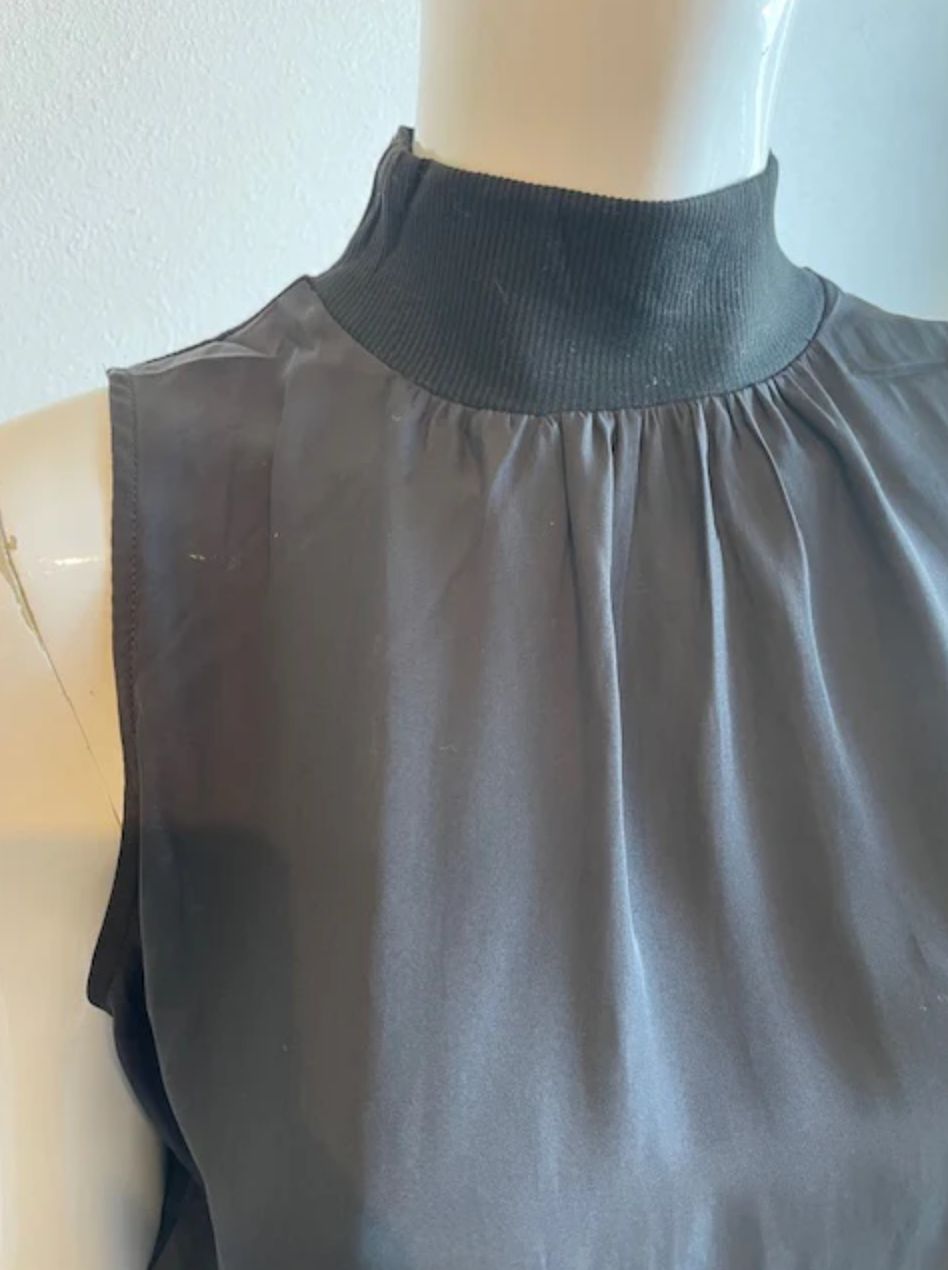 Lola &amp; Sophie Hybrid Sleeveless Mock Top