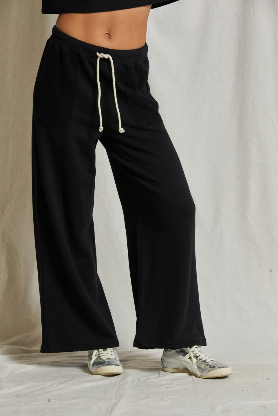 Perfect White Tee Rosanna Pant in True Black