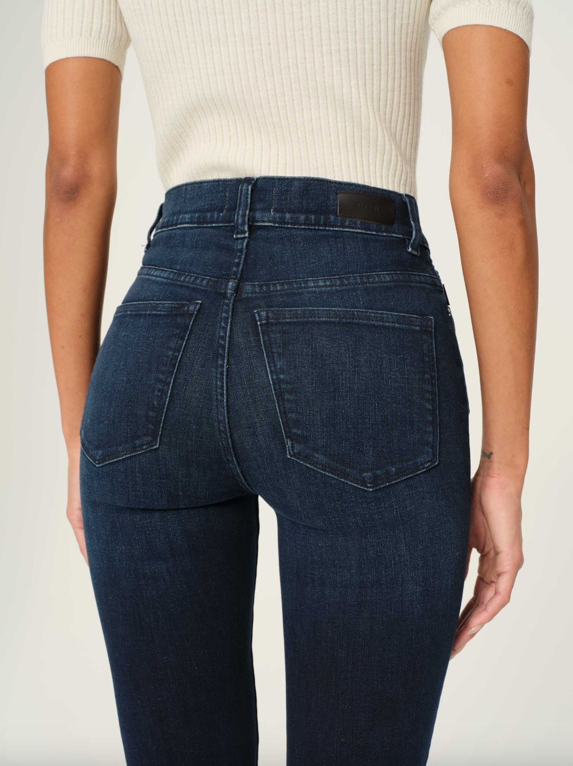 DL1961 Halle Straight High Rise Jean
