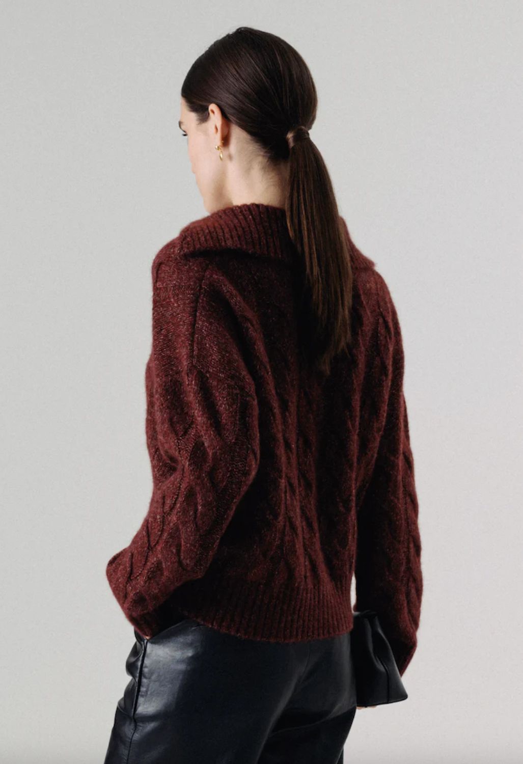 W. Cashmere Uri Cable Knit Poli Pullover in Vixen