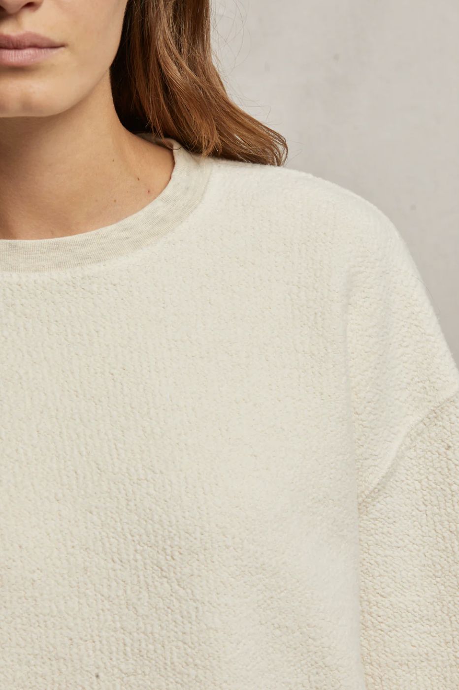 Perfect White Tee Mayer Fleece Pullover