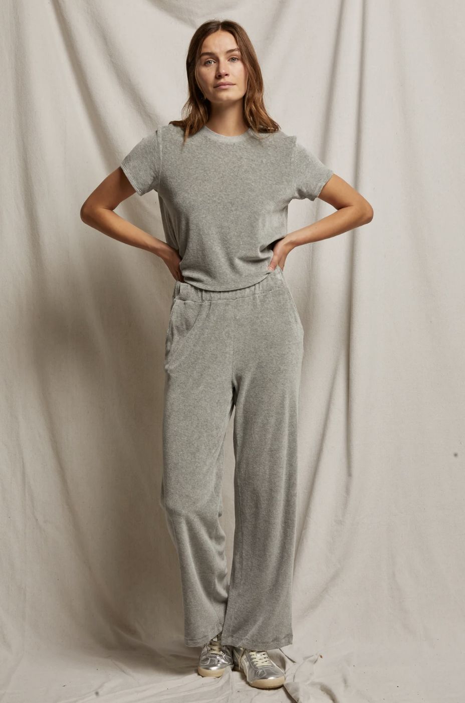 Perfect White Tee Holly Velour Sweatpants