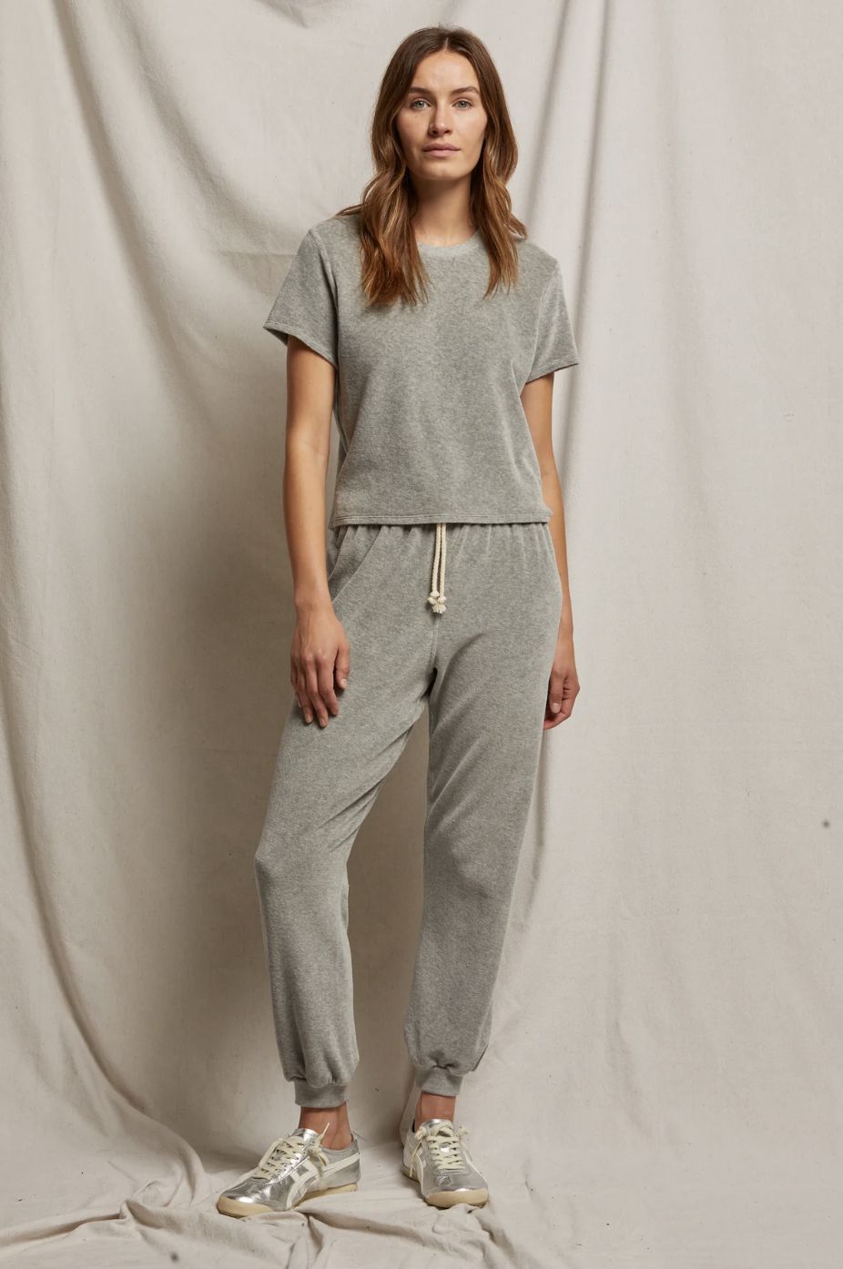 Perfect White Tee Bailey Velour Jogger