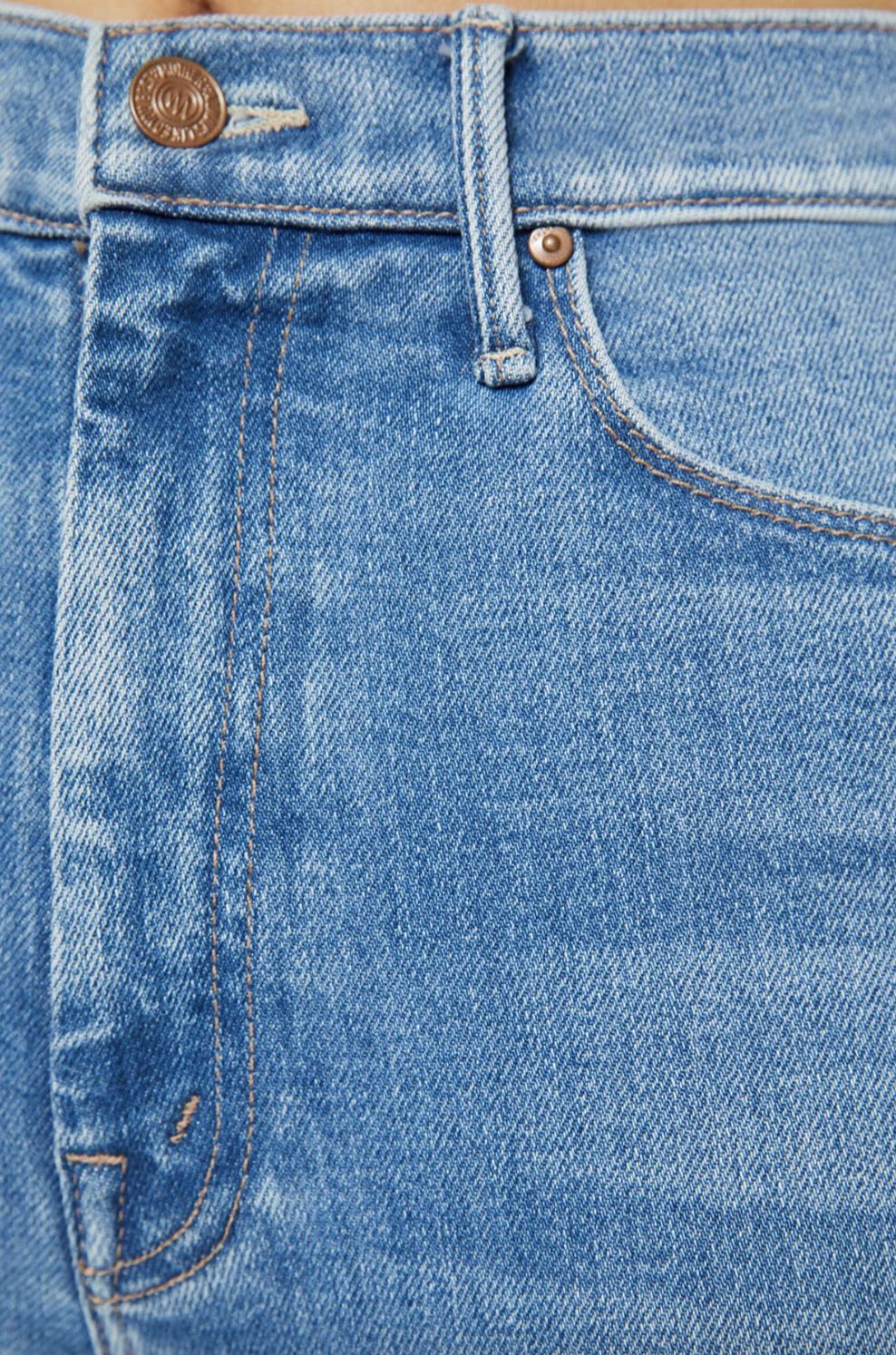 Mother Lil&#39; Weekender Fray Jean in Read Between the Lines