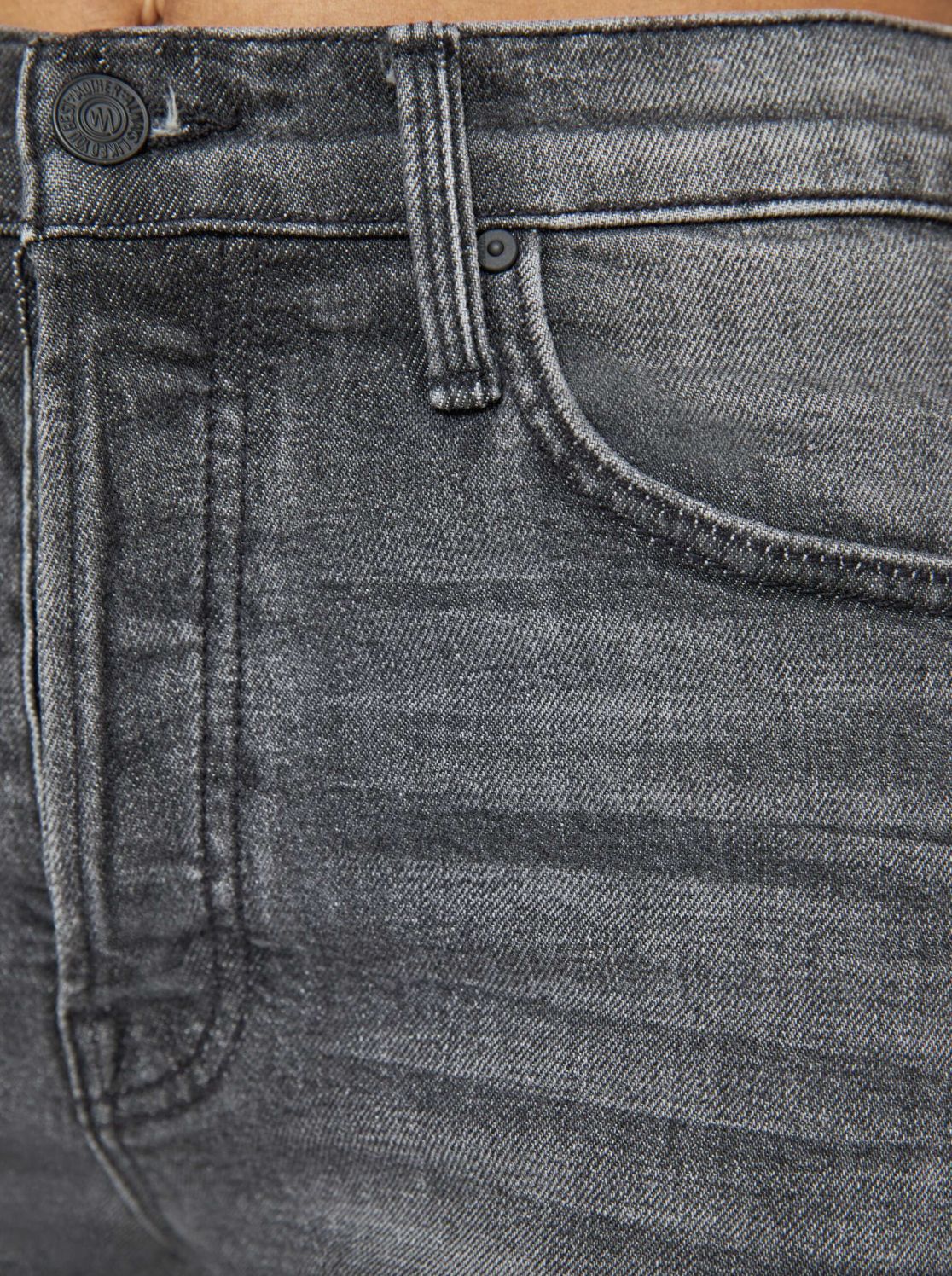 Mother The Tomcat Ankle Fray Jean in Wanted!