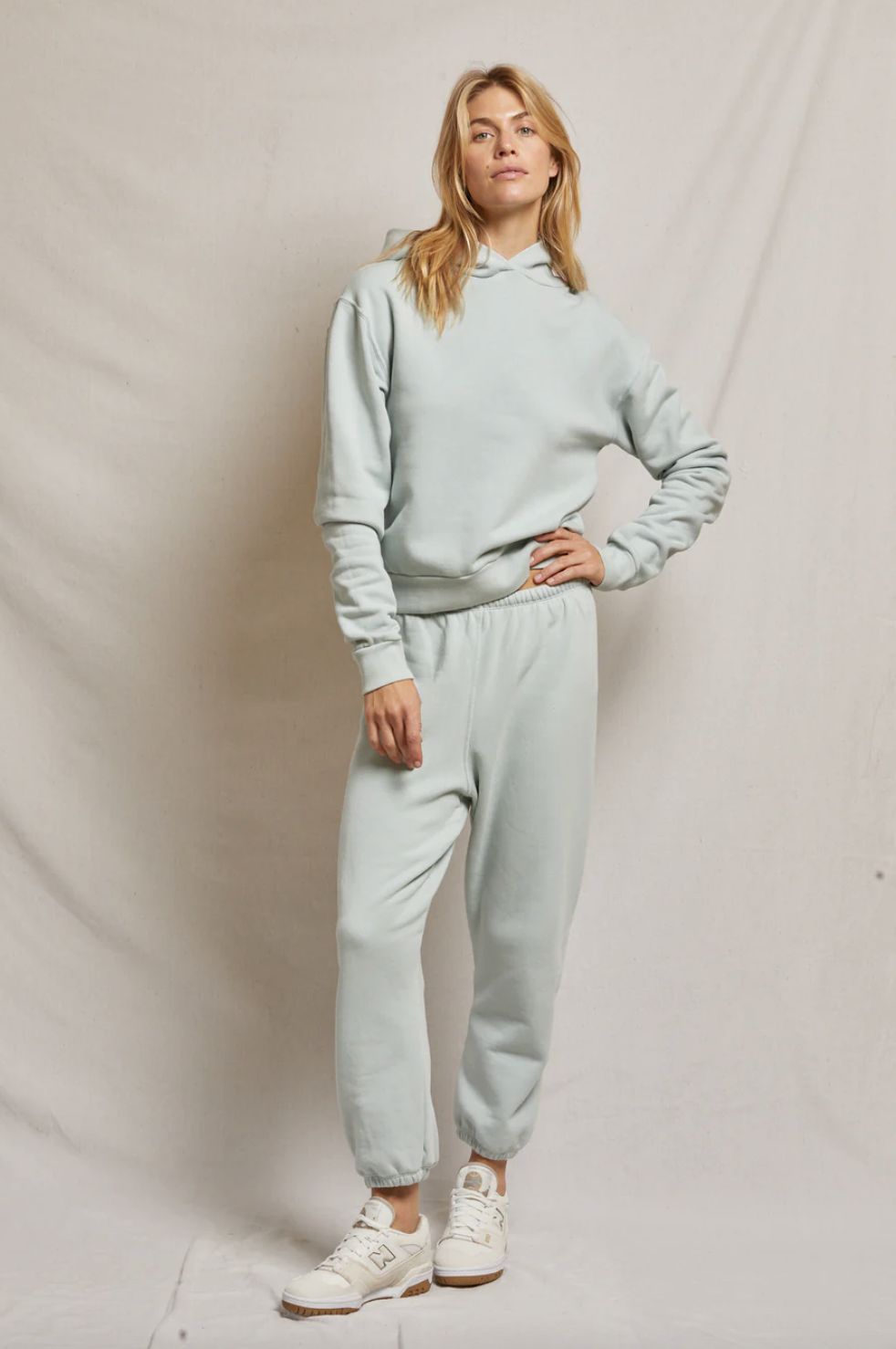 Perfect White Tee Stevie Jogger in Fresh Mint
