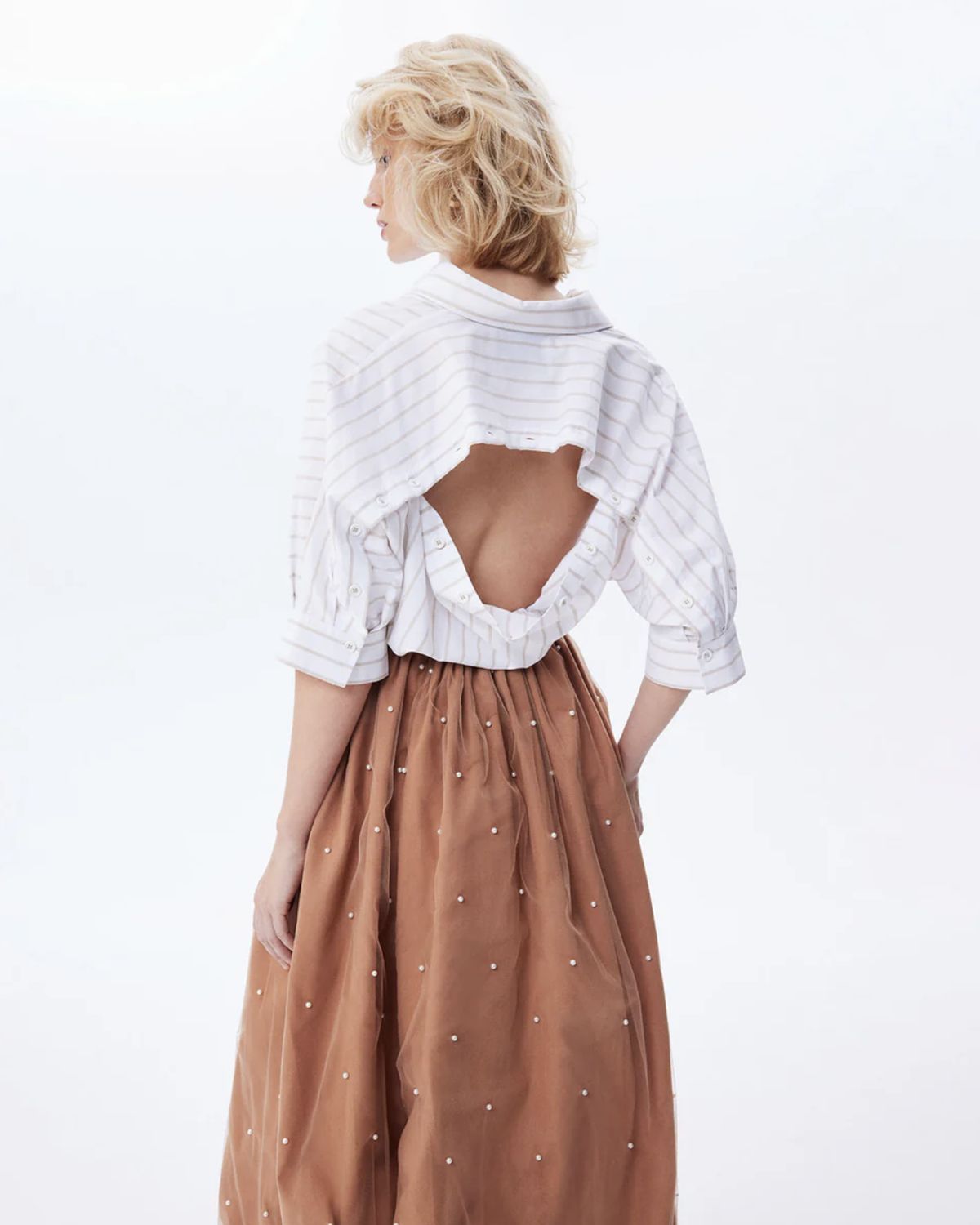 THEO The Label Echo Back Button Dolman Shirt