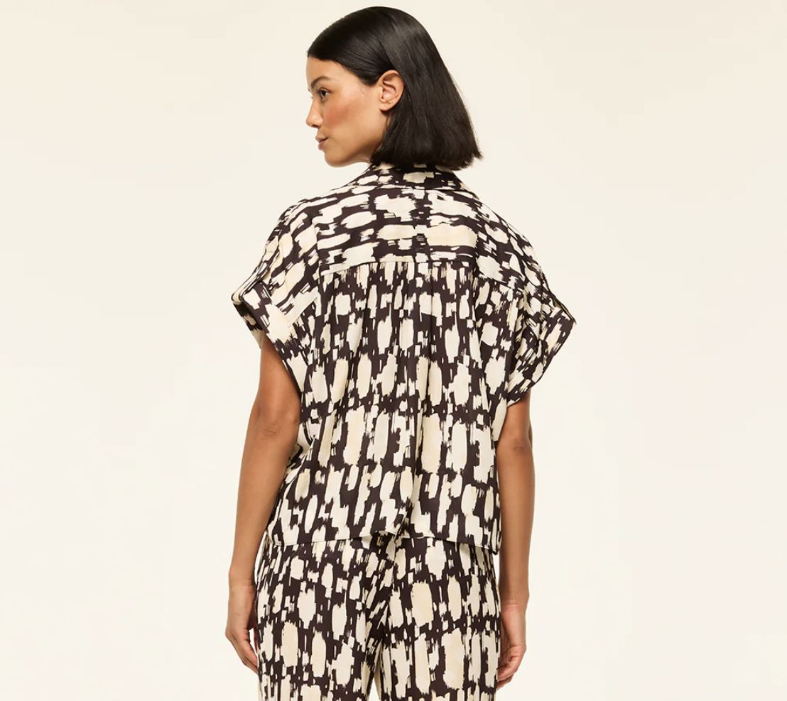 MISA Erin Top in Abstract Geo