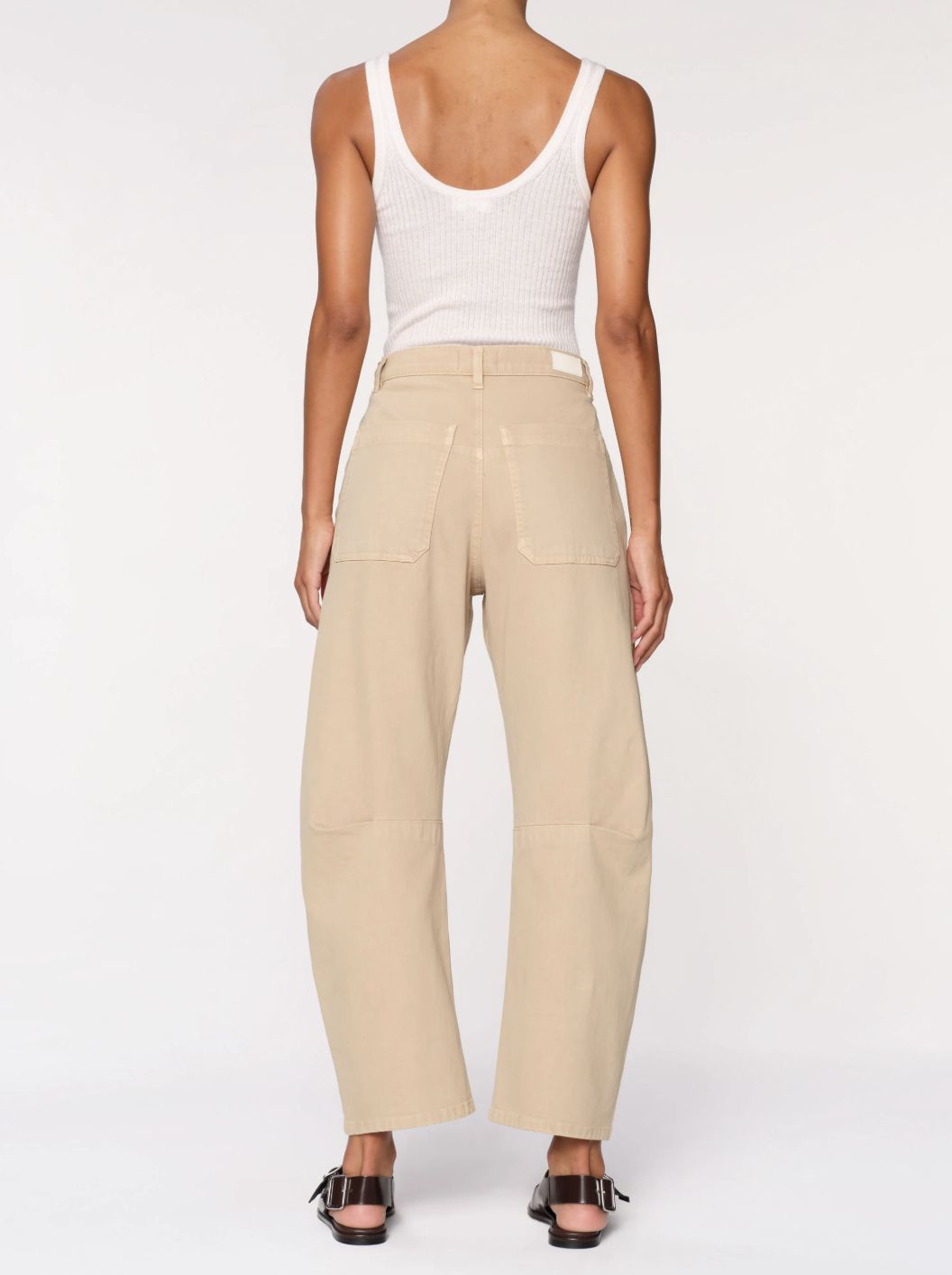 DL1961 Bilie Jogger Barrel Jean in Almond