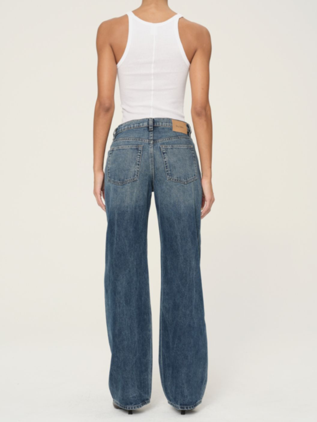 DL1961 Drue 32&quot; Straight Low Rise Jean in Seagate