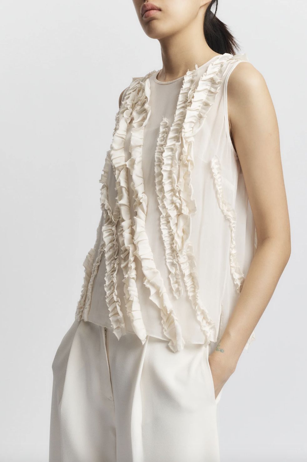Saint Art Naomi Sleeveless Blouse