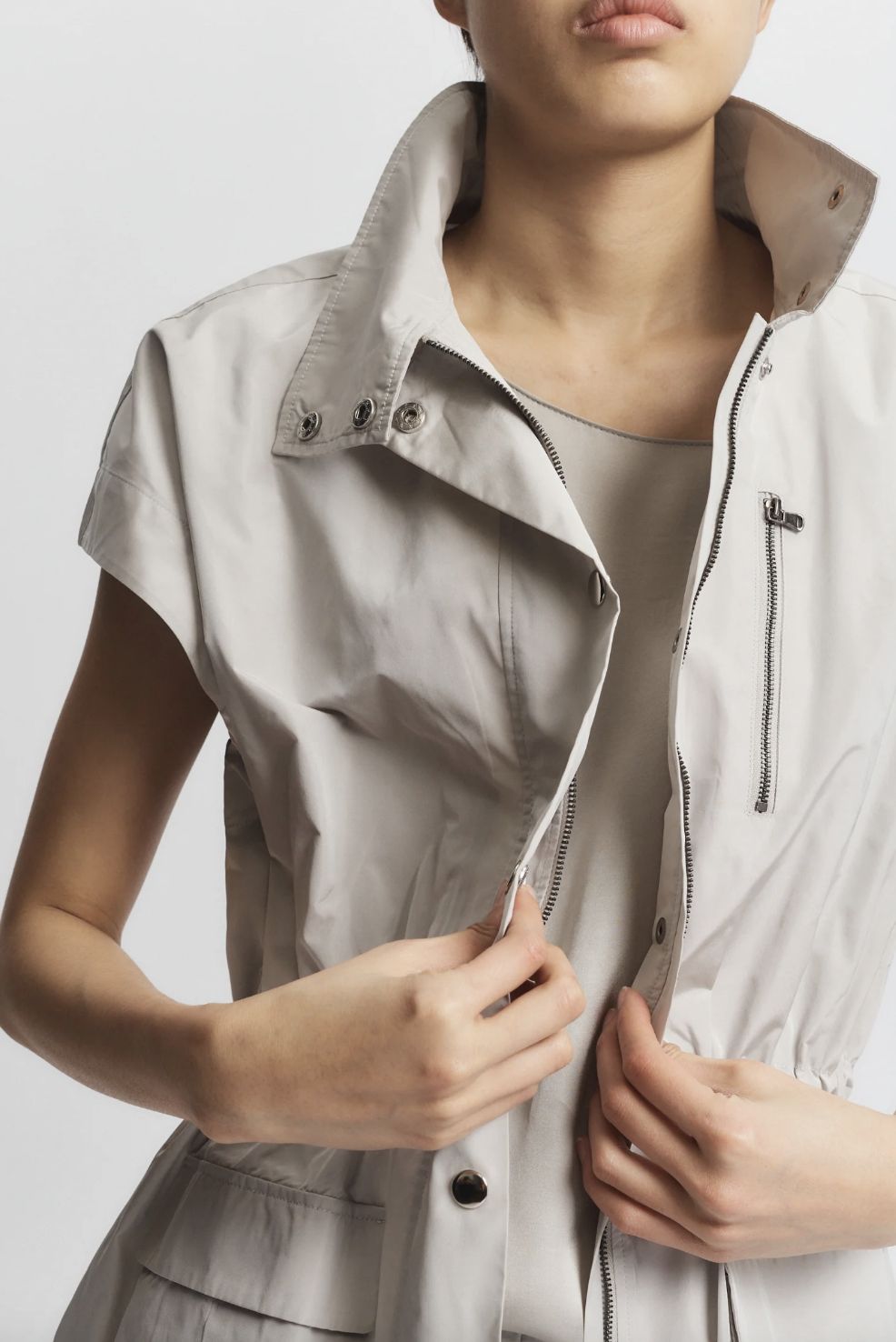 Saint Art Yara Utility Vest