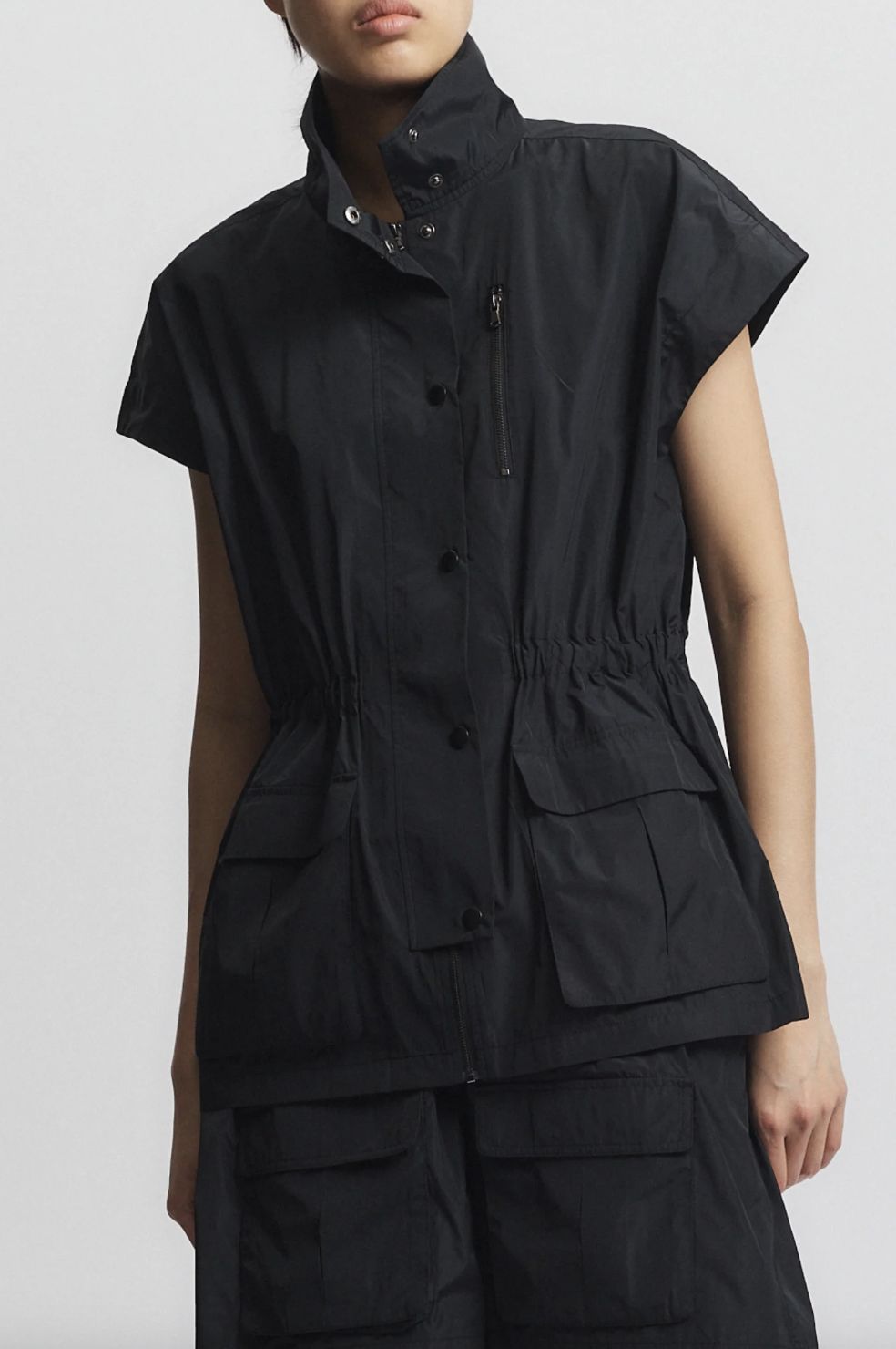 Saint Art Yara Utility Vest