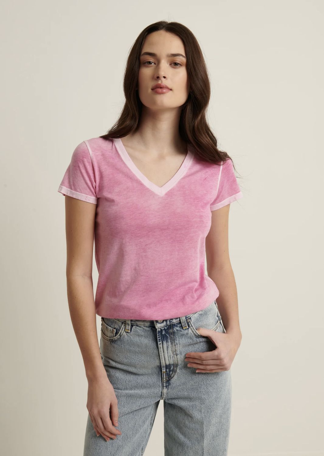 Patrick Assaraf Reverse Spray V-Neck Tee