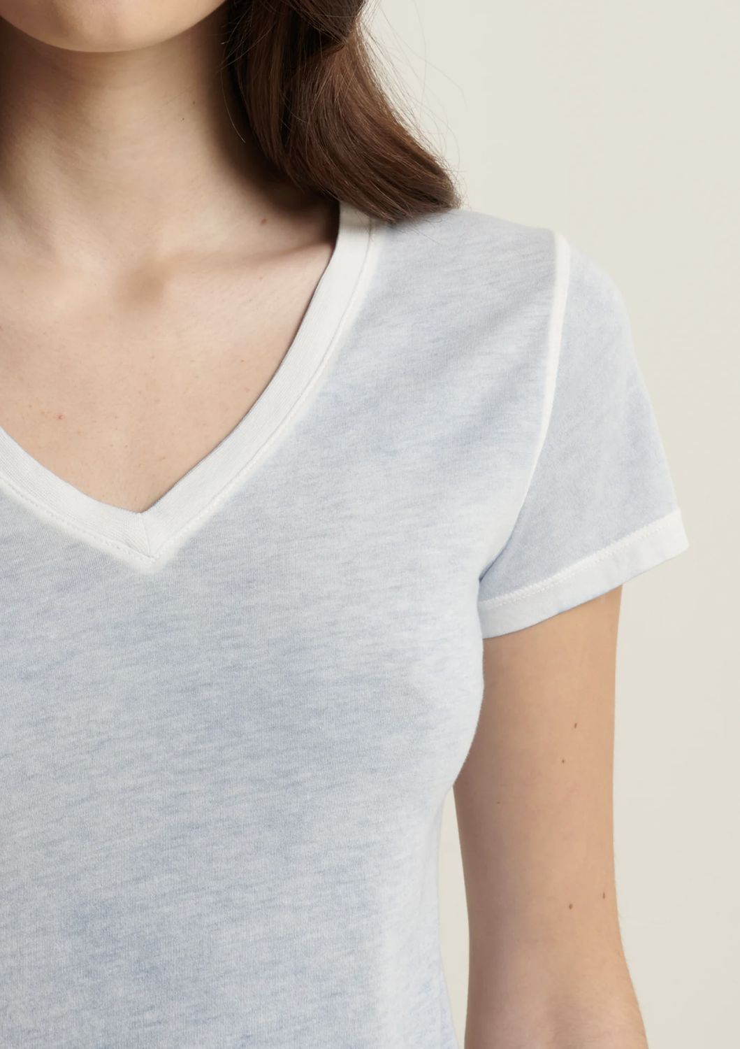 Patrick Assaraf Reverse Spray V-Neck Tee