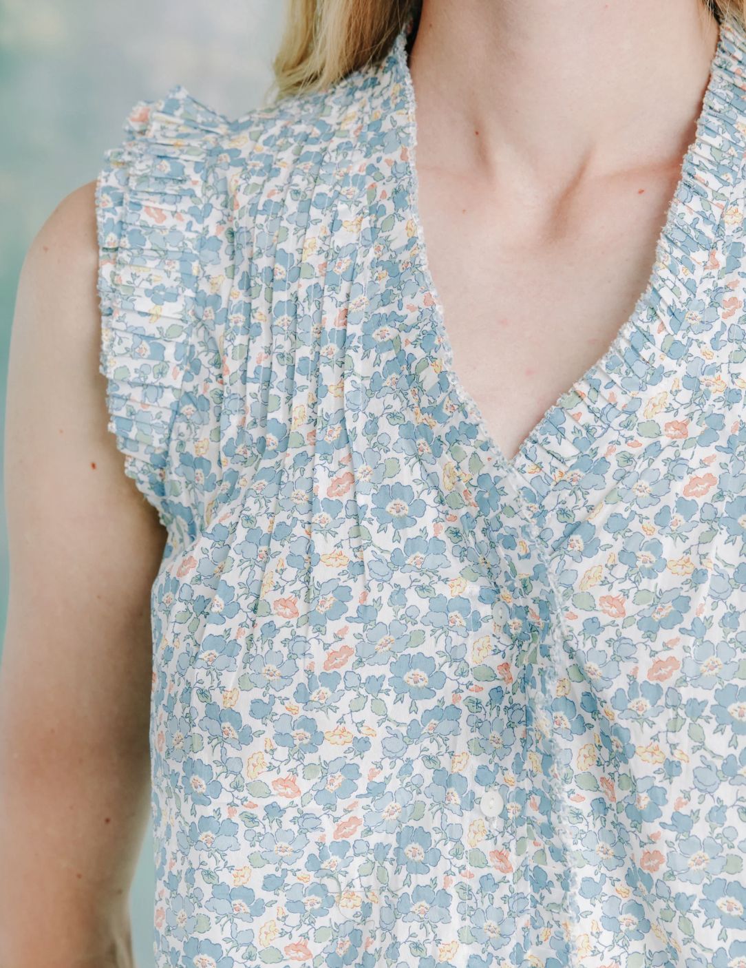 Love The Label Dana Top in Stonely Blue