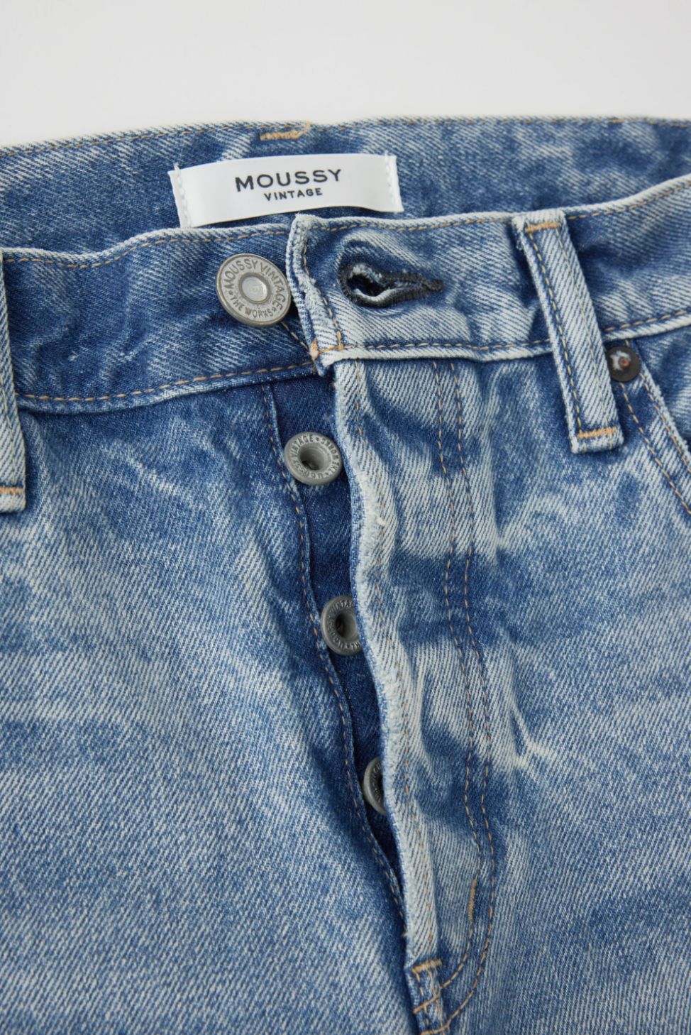 Moussy Nokomis Straight Jean