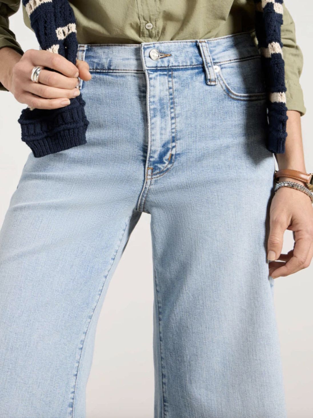 Frame Le Palazzo Crop Jean in Tribute Raw After