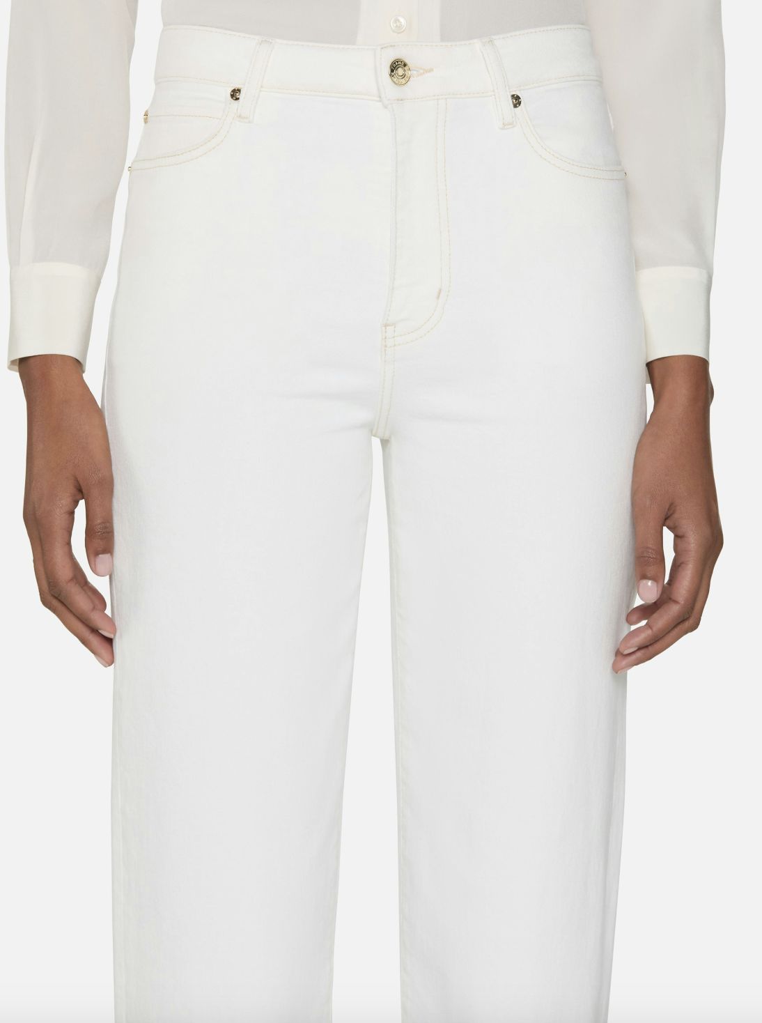 Frame The Wide Jean in Au Natural White