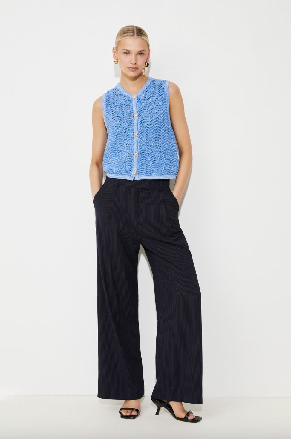 Suncoo Gemi Sleeveless Cardigan