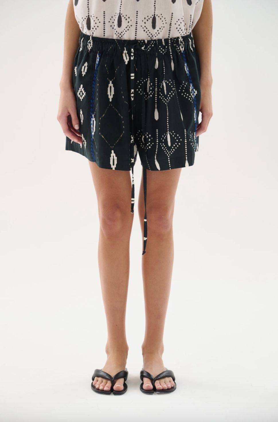 Maria Cher Tocuato Bacan Shorts