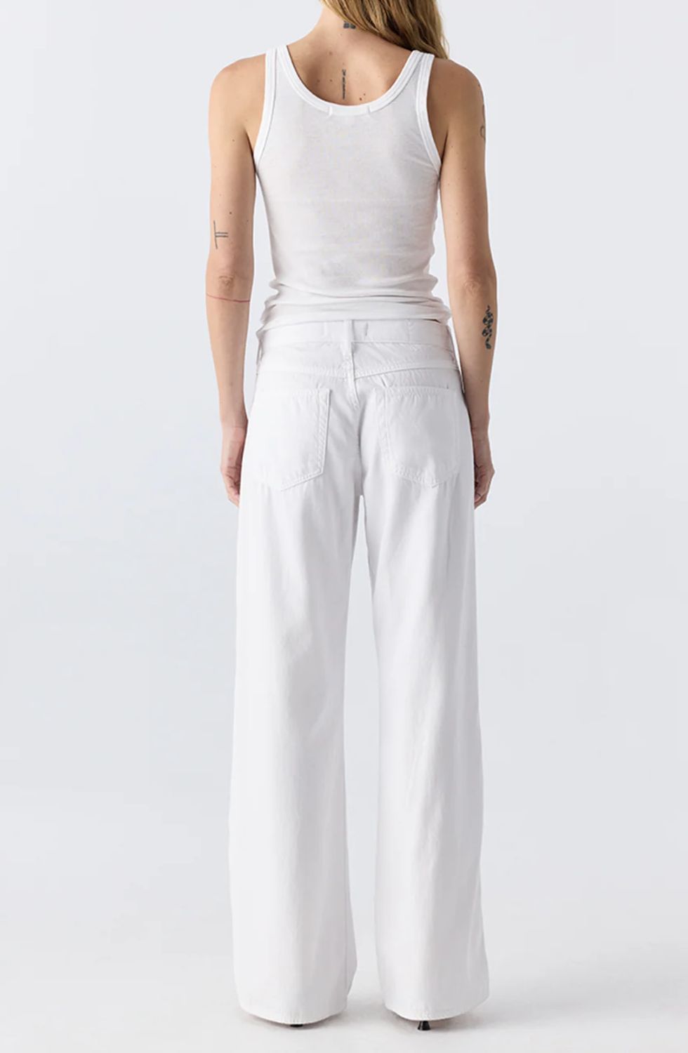 AMO Regina White Jean