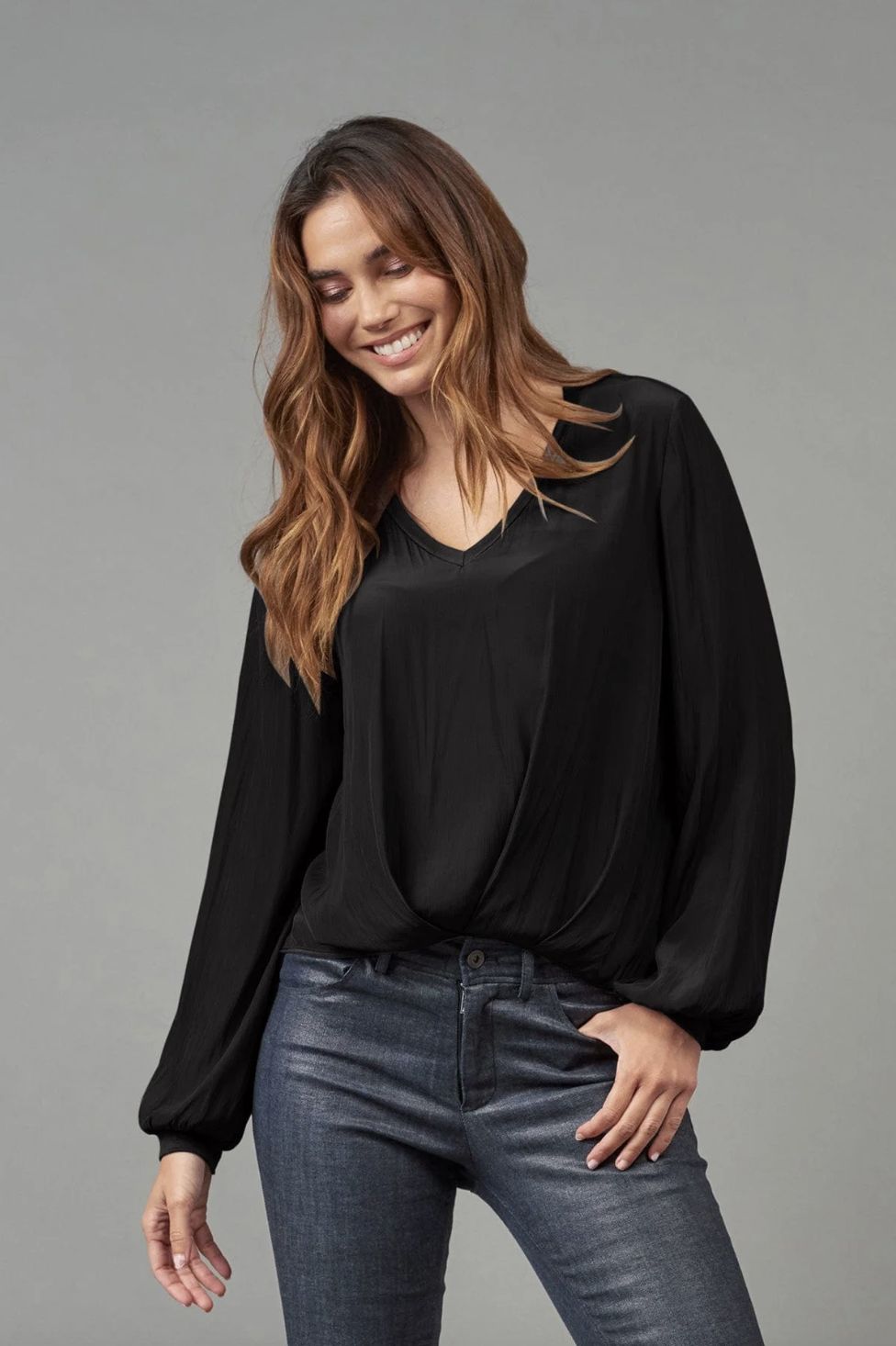Lola &amp; Sophie Hybrid Twist Front Top, Color: Black, Size: XS