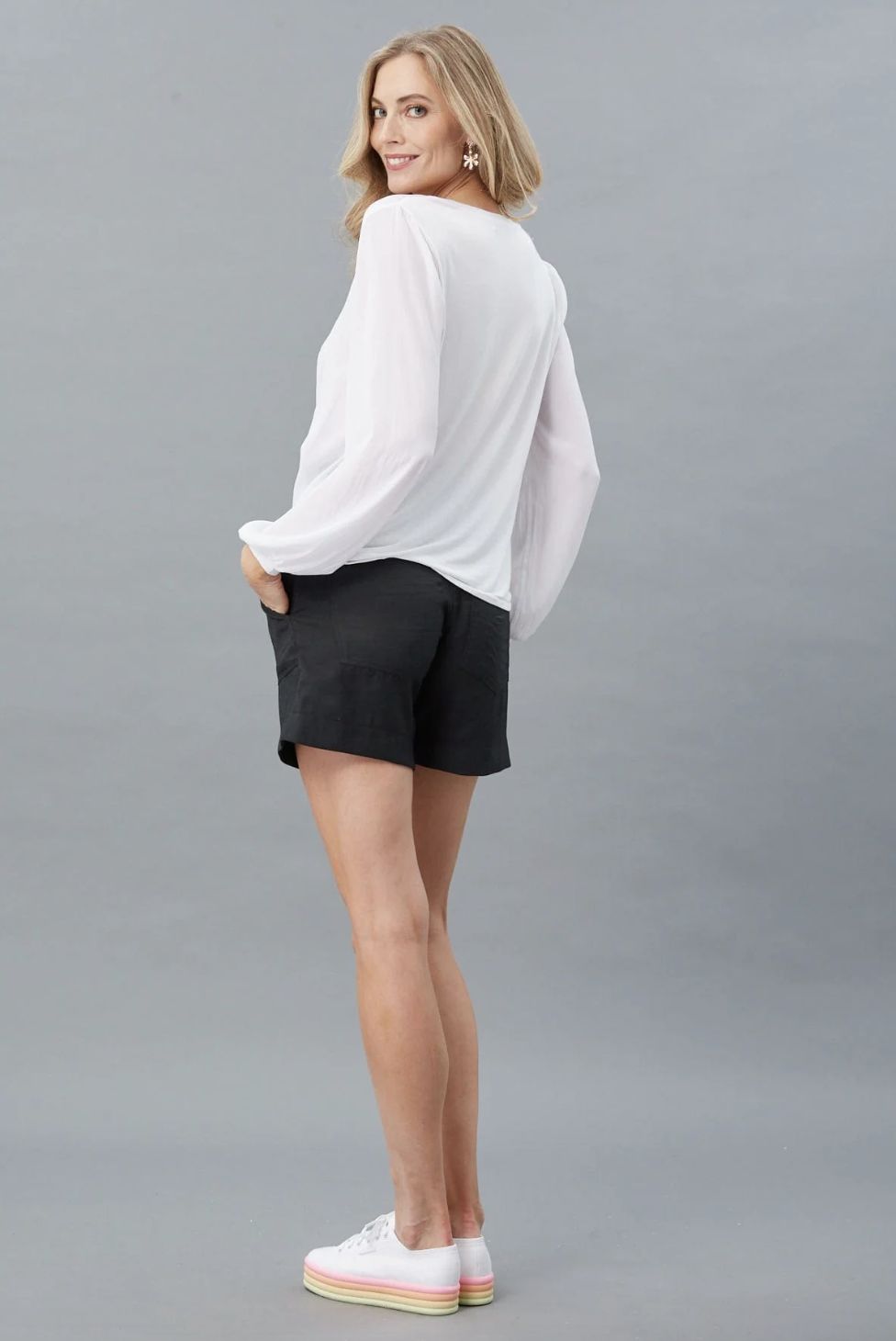 Lola &amp; Sophie Hybrid Twist Front Top