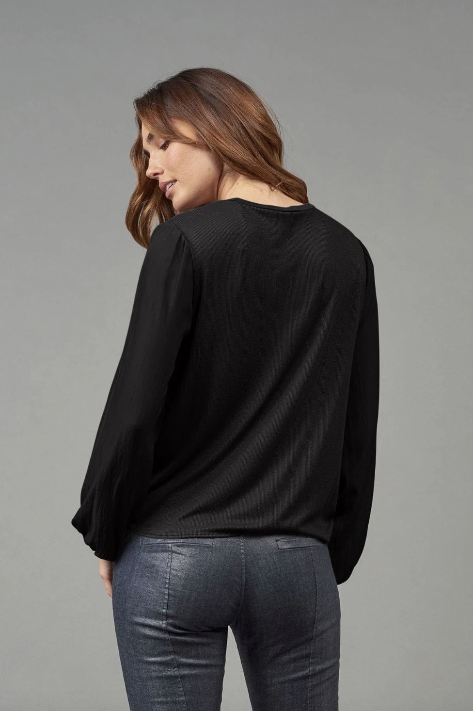 Lola &amp; Sophie Hybrid Twist Front Top