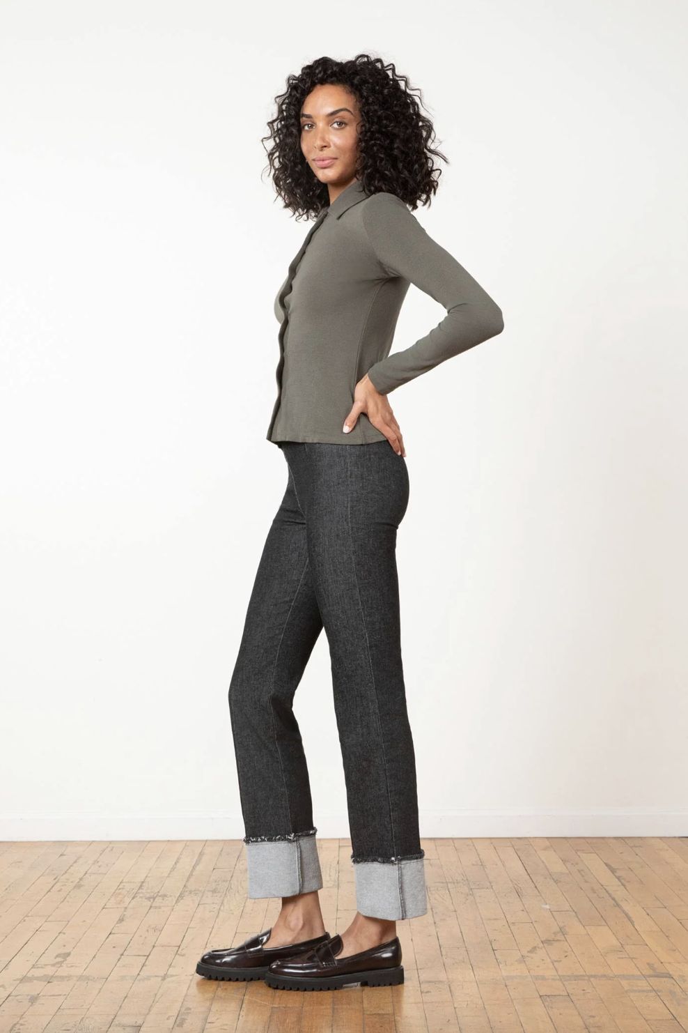 Avenue Montaigne Bonnie Cuff Jean in Black Denim