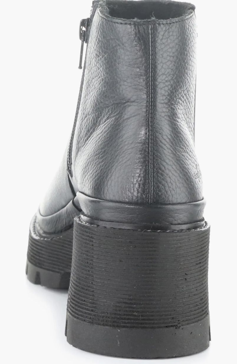 Bos &amp; Co Gais Boot in Black