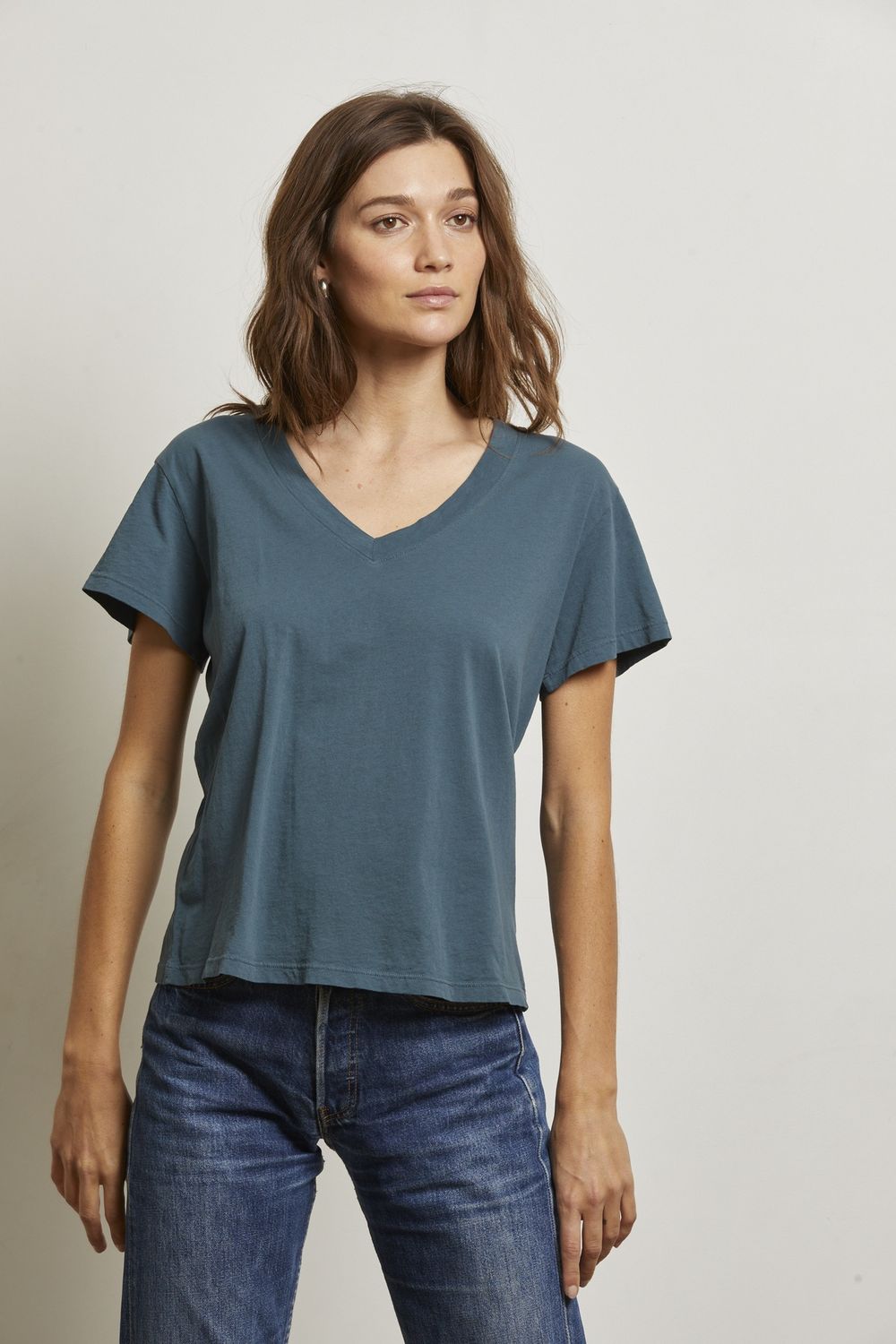 Perfect White Tee Hendrix Tee in Slate