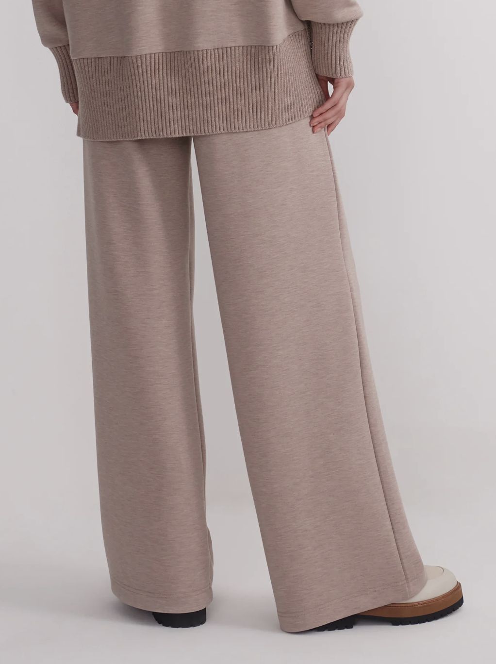 Varley The Extra Wide Leg Pant 29.5&quot;