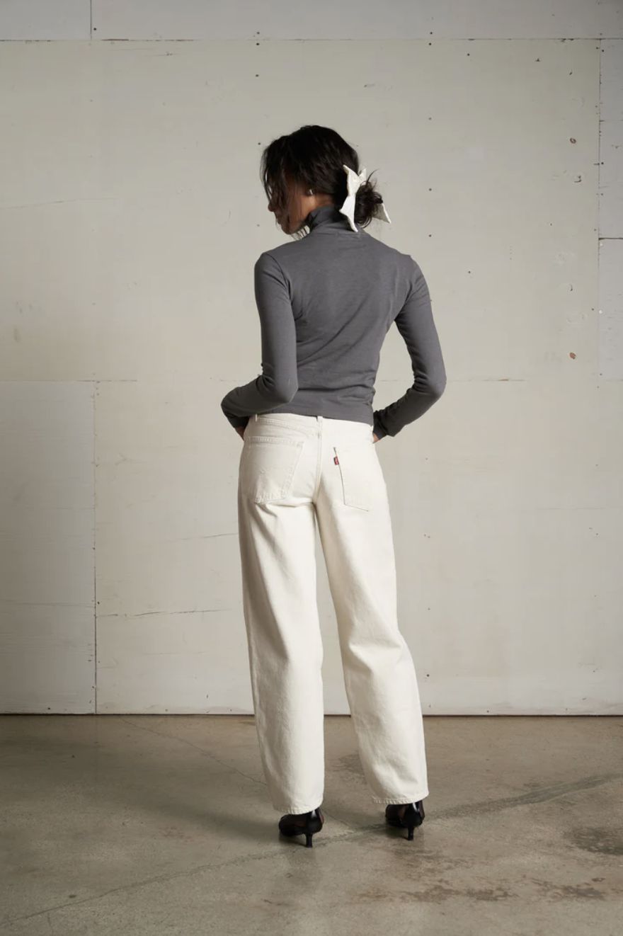 Perfect White Tee Cindy Turtle Neck